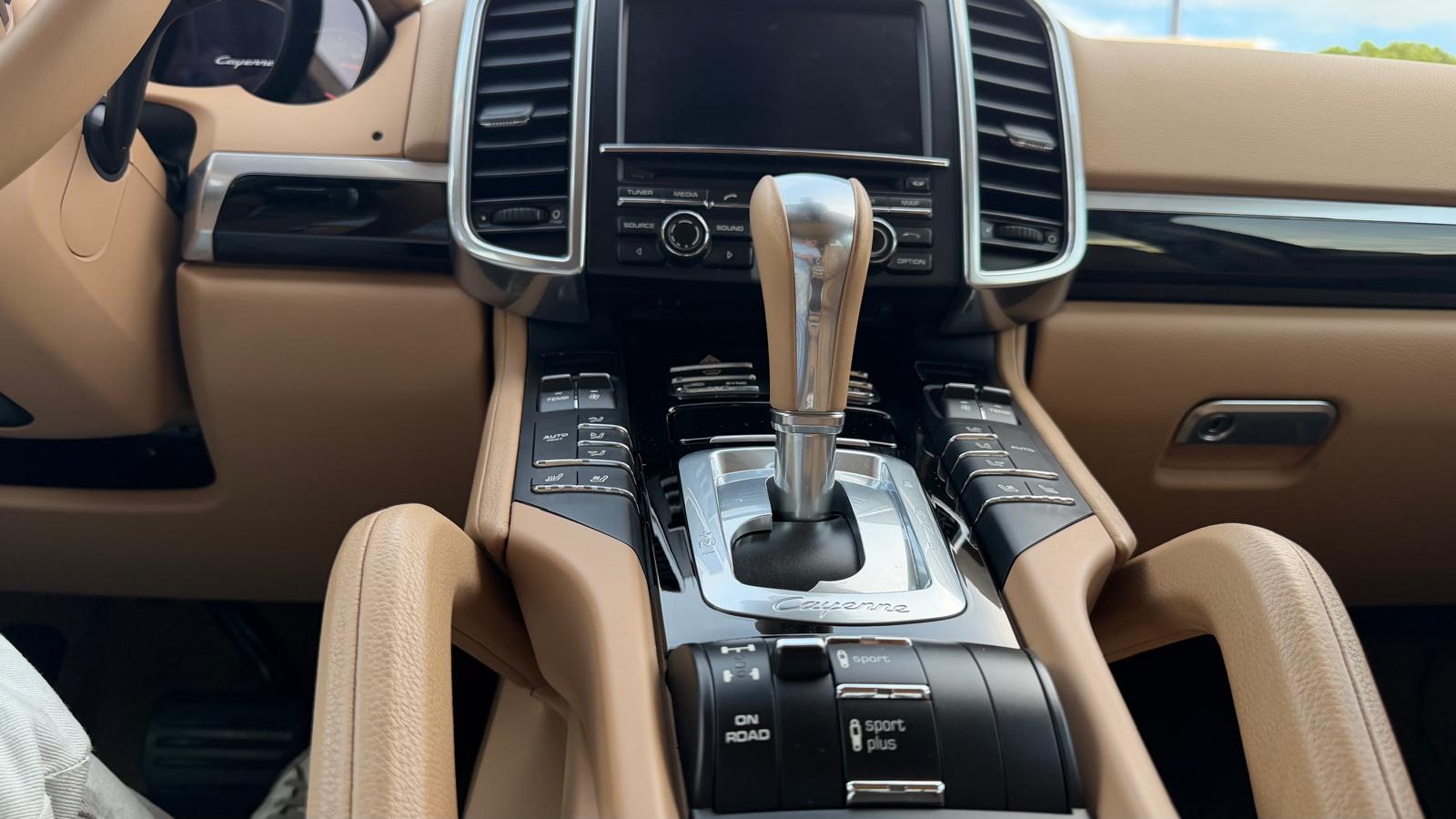 2 ID: 660451569 Porsche Cayenne 3.0 Diesel