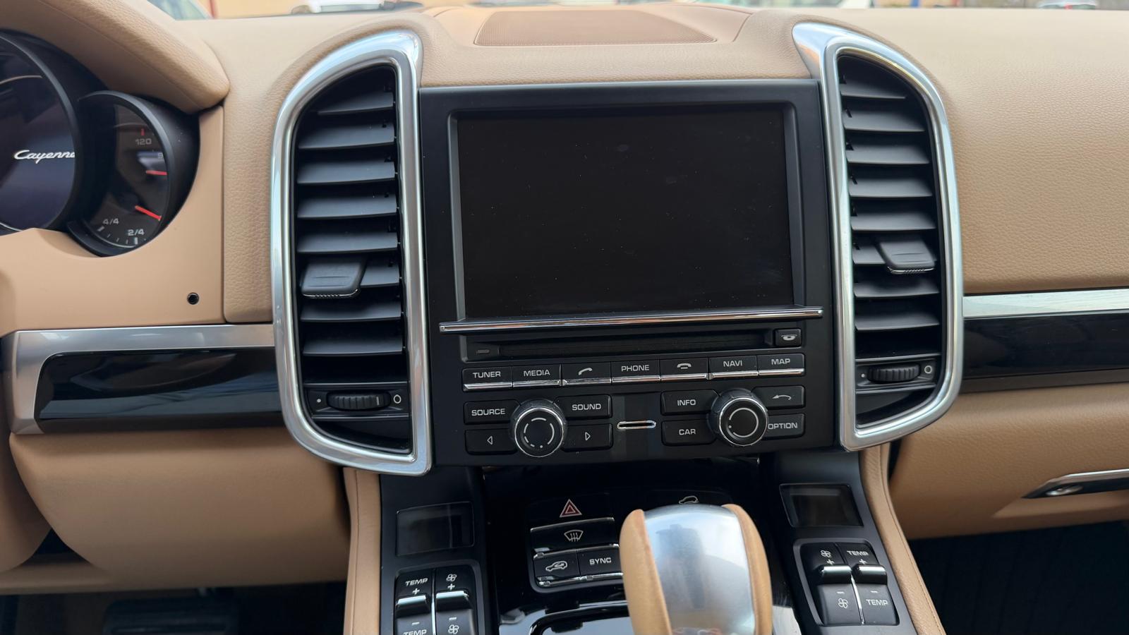 2 ID: 660451569 Porsche Cayenne 3.0 Diesel