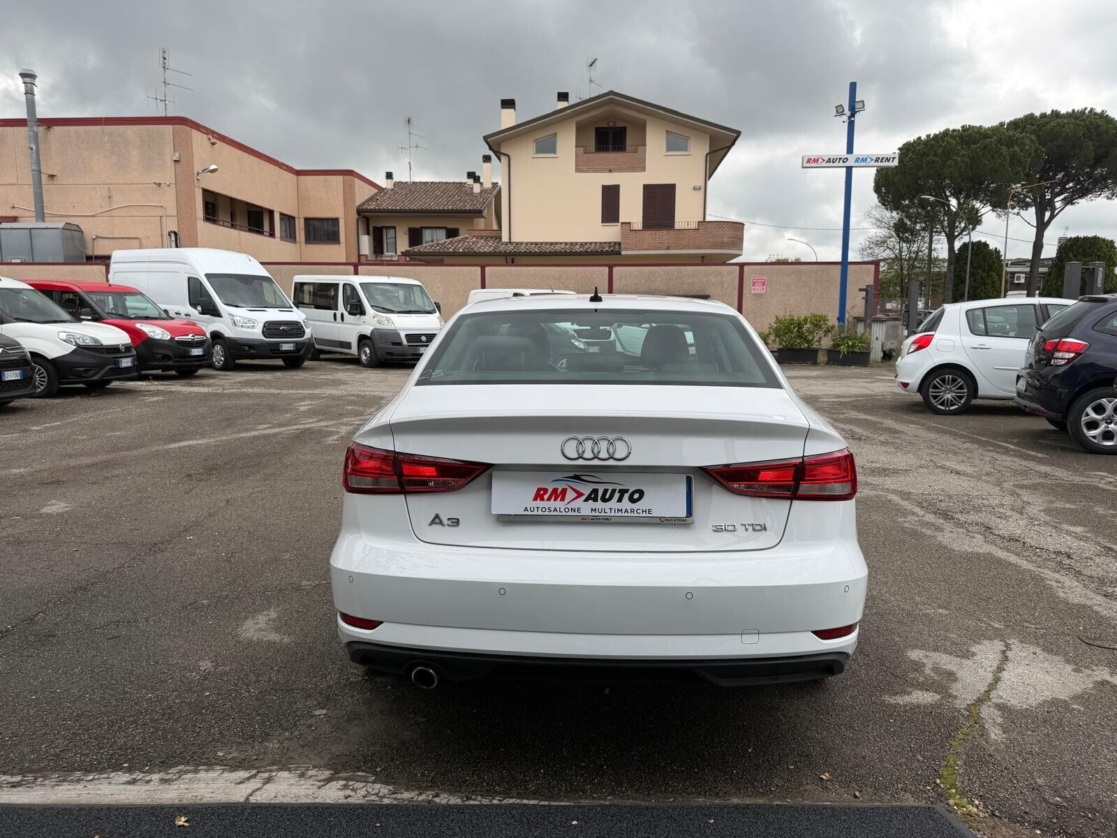Audi A3 Sedan 30 TDI Admired