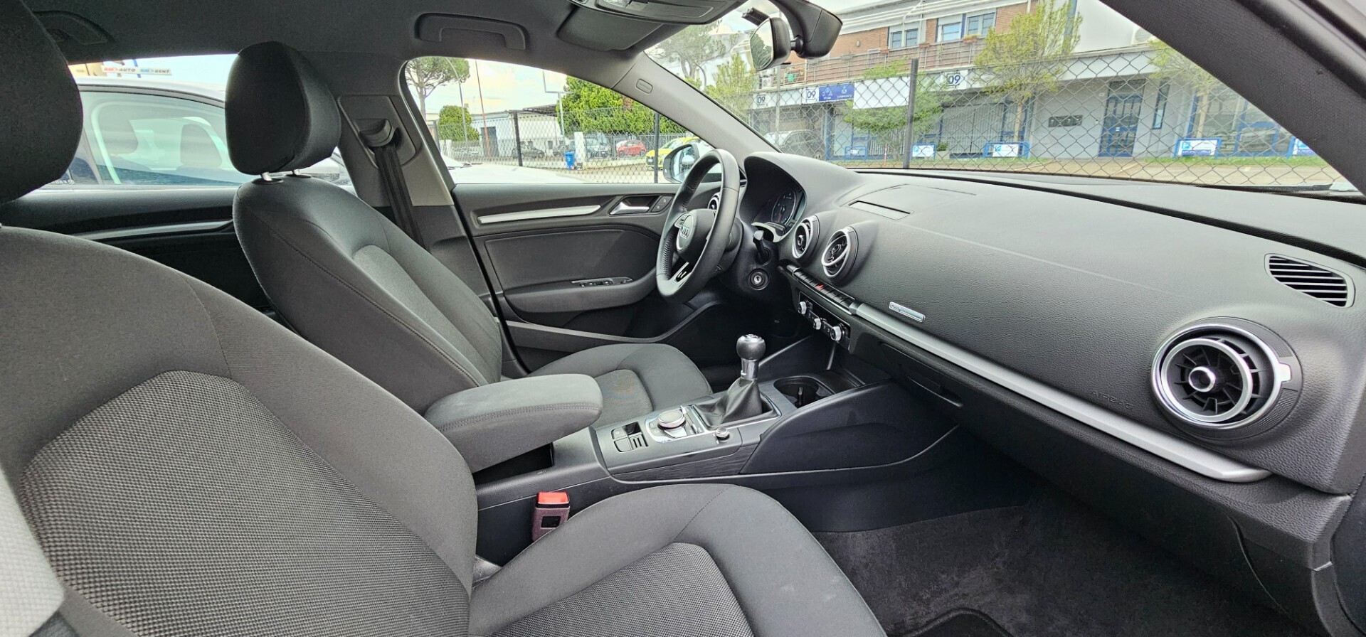 Audi A3 Sedan 30 TDI Admired