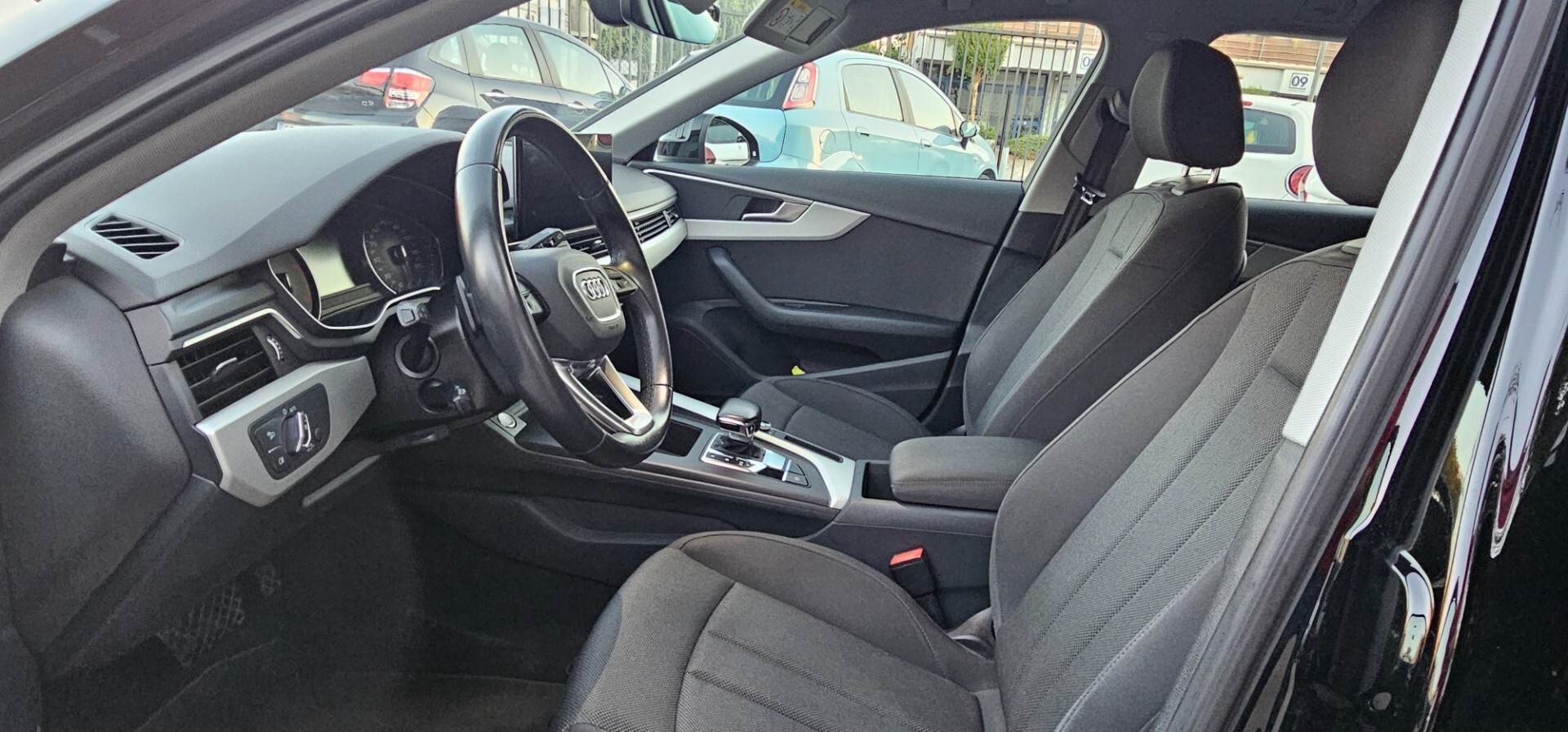 Audi A4 Avant 35 TDI/163 CV S tronic line edition
