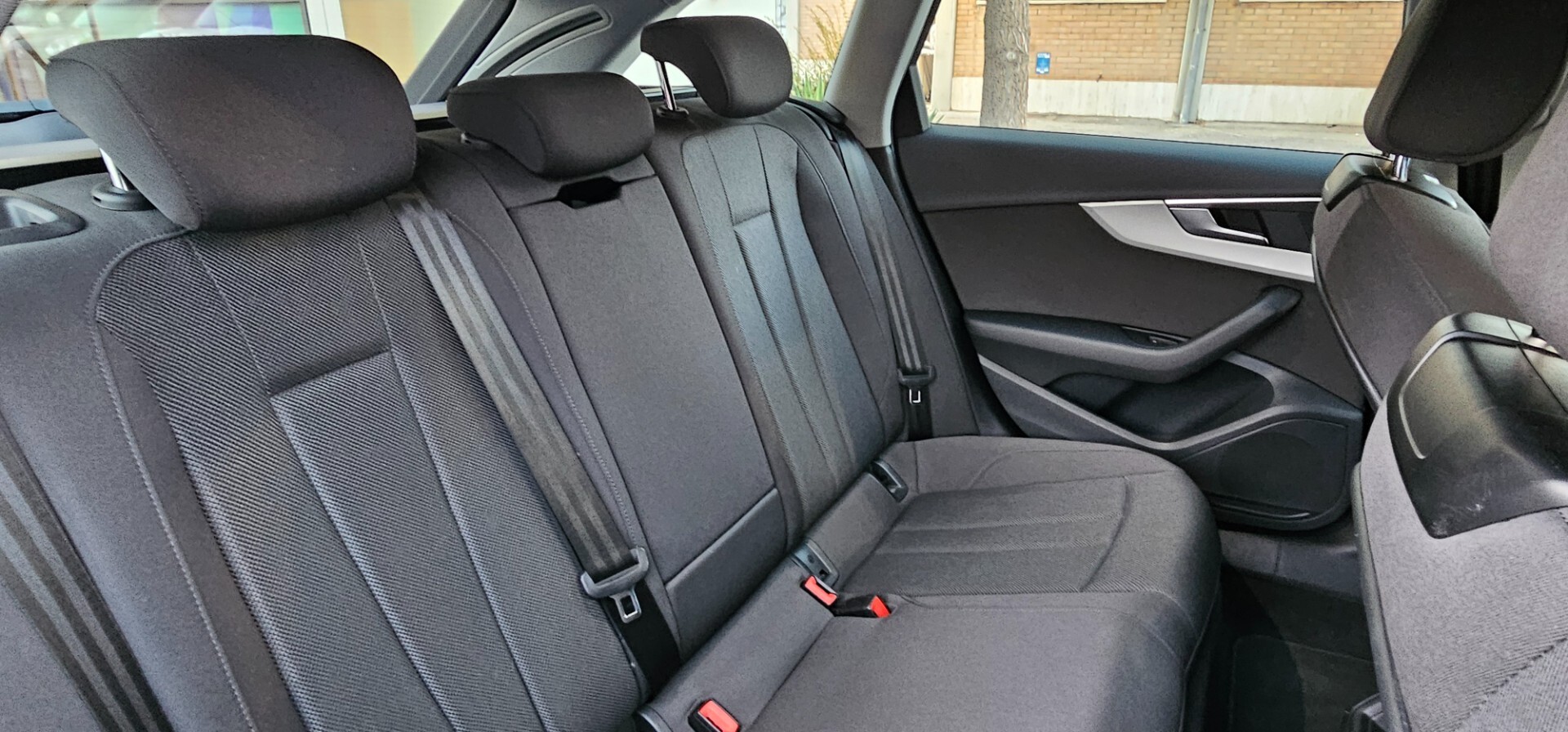 Audi A4 Avant 35 TDI/163 CV S tronic line edition