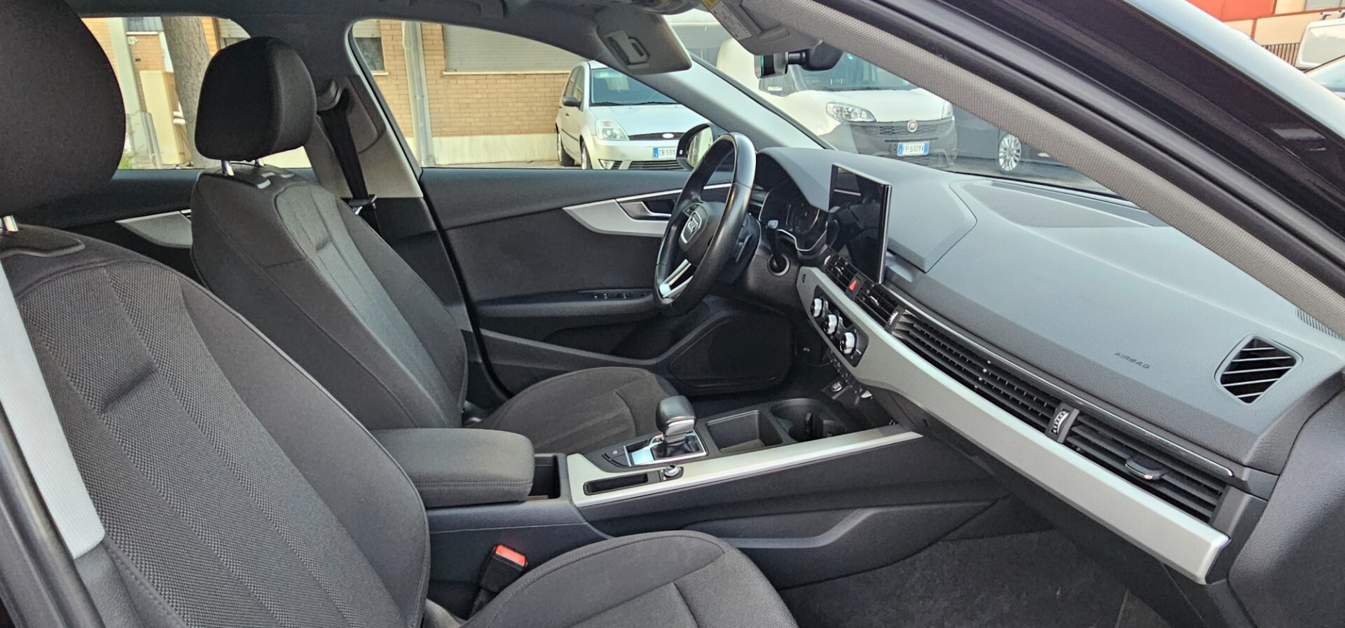 Audi A4 Avant 35 TDI/163 CV S tronic line edition