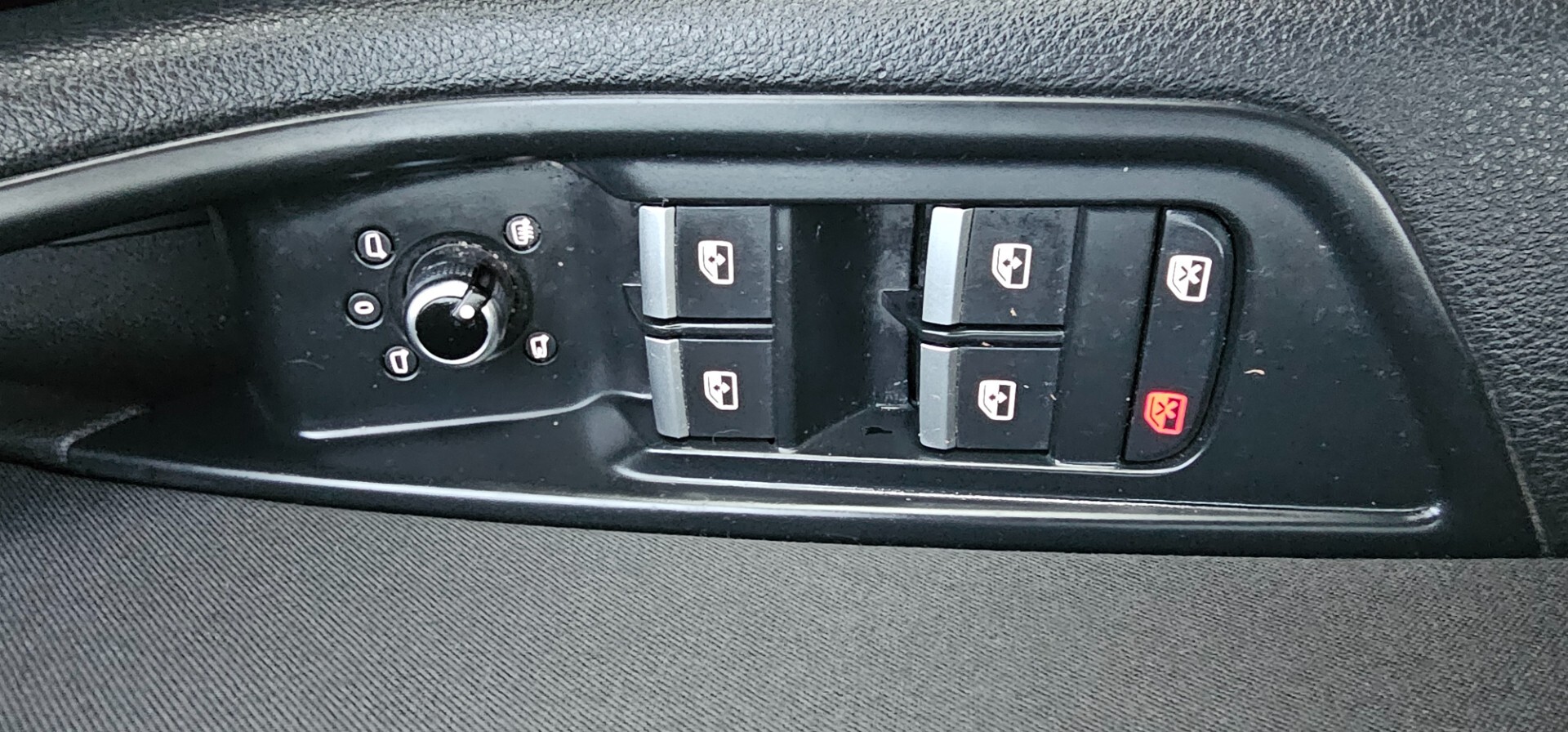 Audi A4 Avant 40 TDI quattro S tronic Business