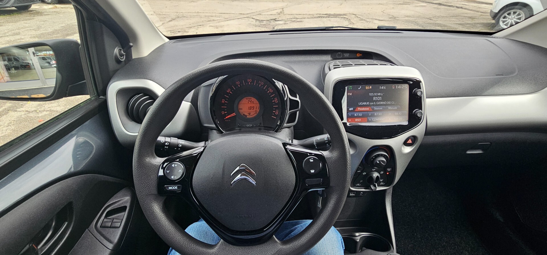 Citroen C1 VTi 68 CV 5 p. Shine SOLO 18000 KM