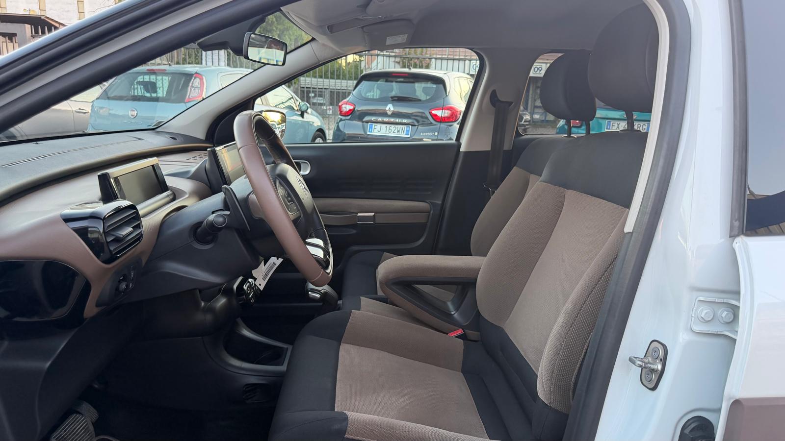 Citroen C4 Cactus BlueHDi 100 S&S ETG6 Shine