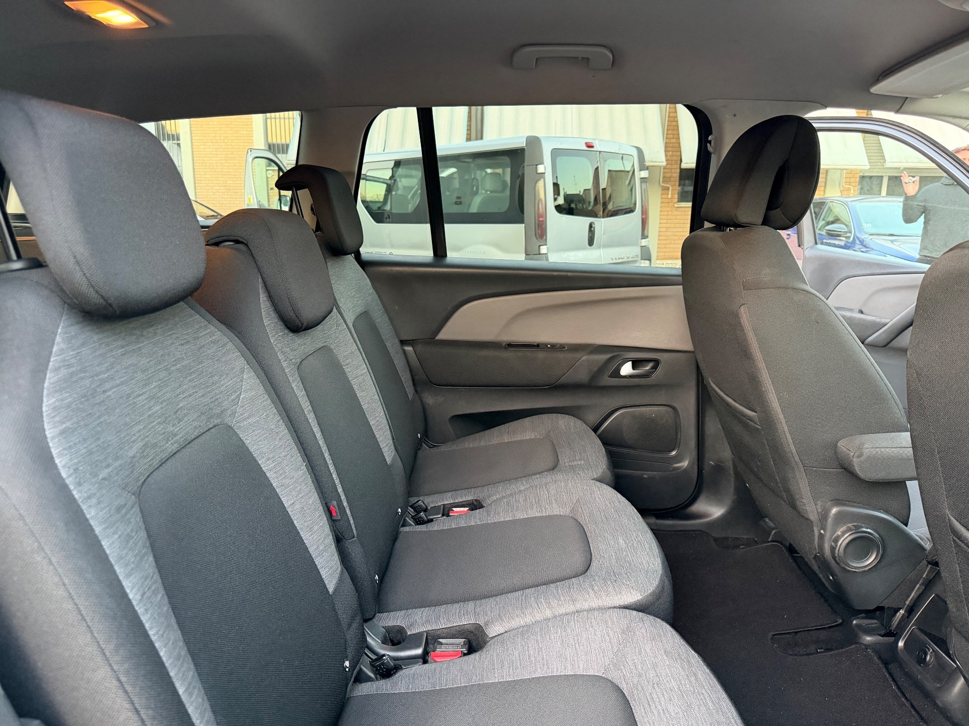 Citroen C4 Picasso 7 POSTI