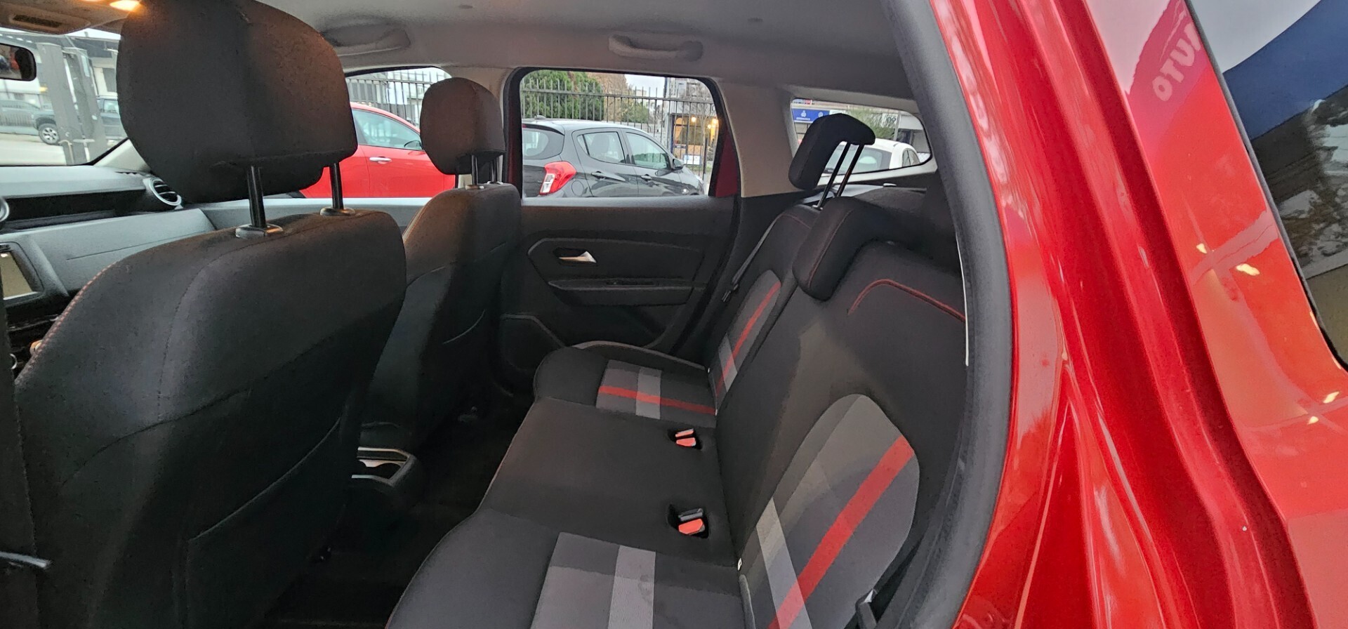 Dacia Duster 1.6 SCe GPL 4x2 Techroad