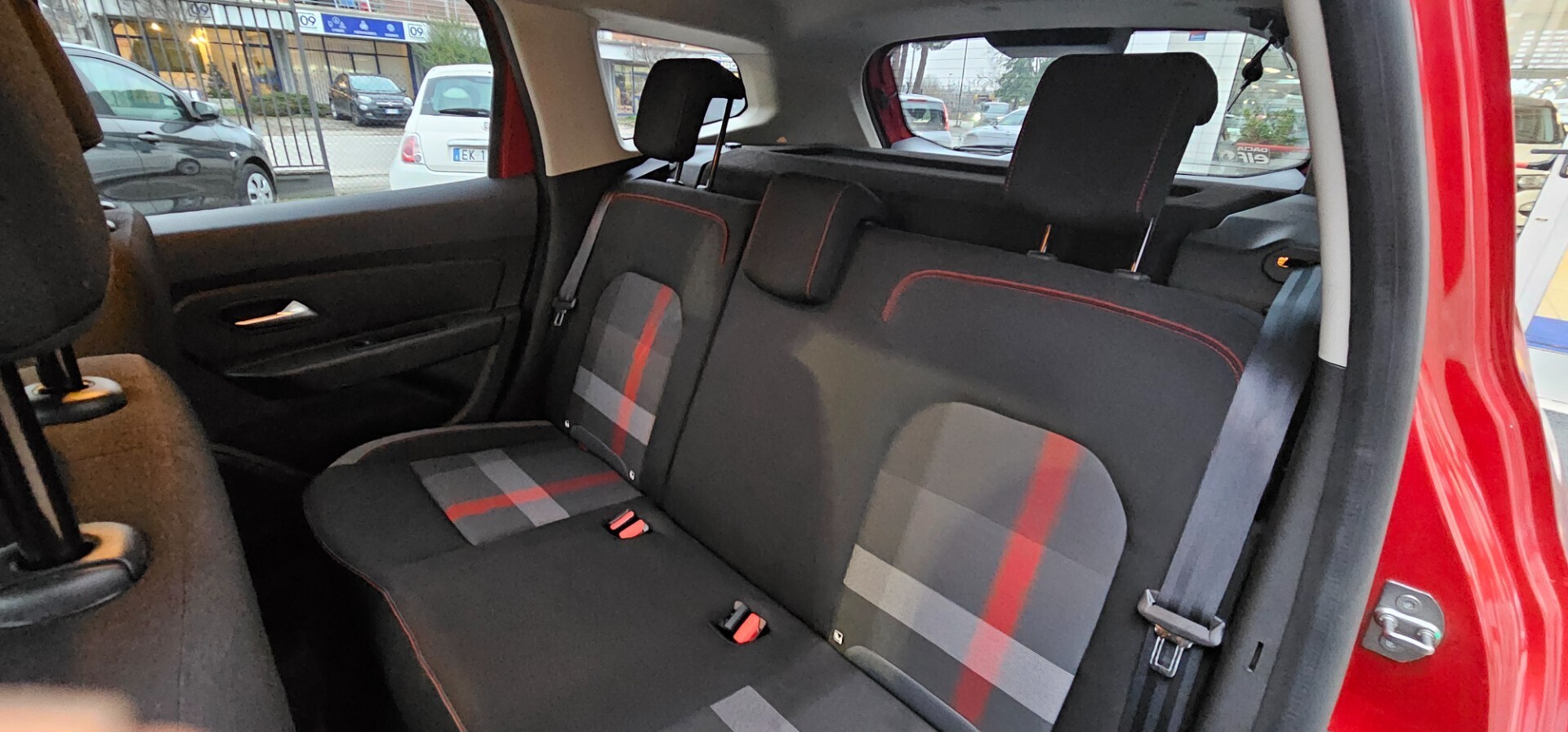 Dacia Duster 1.6 SCe GPL 4x2 Techroad