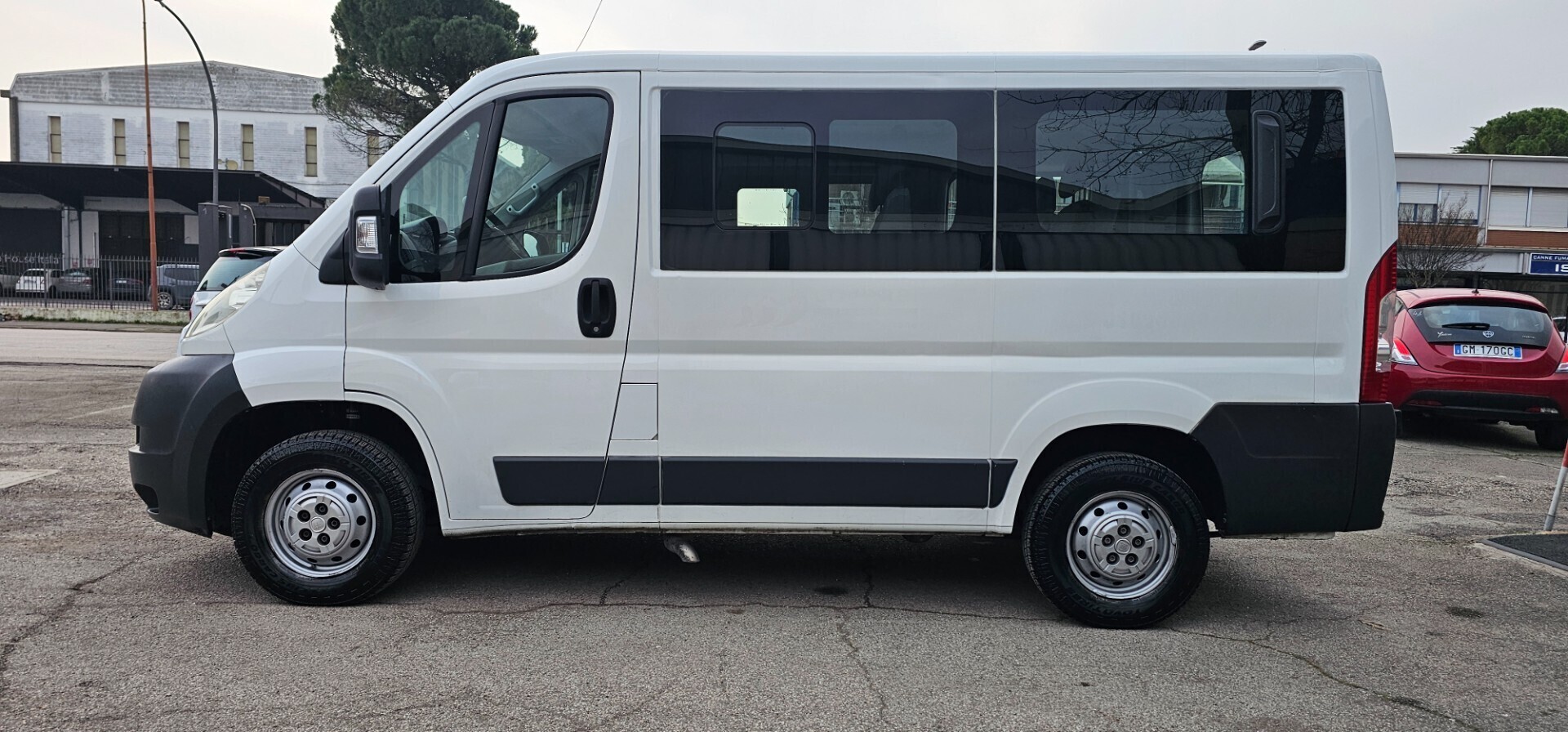 Fiat Ducato 2.3 MJT 12O CV Panorama 9 posti
