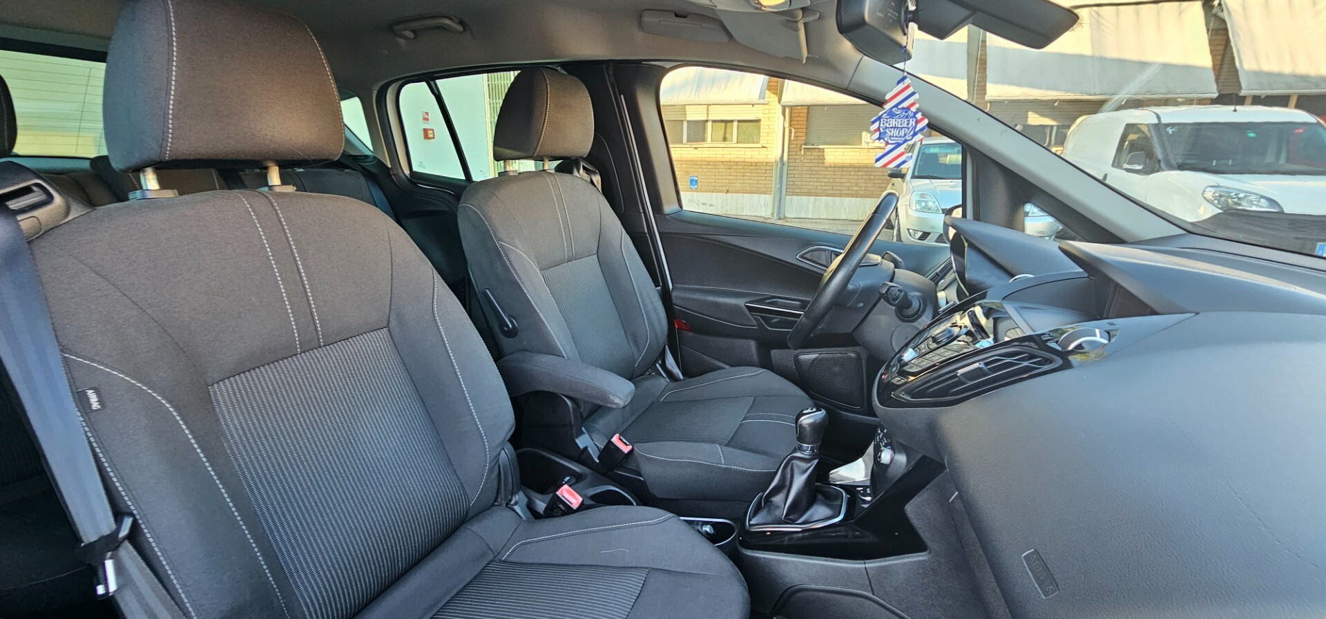 Ford B-Max 1.5 TDCi 75 CV Business Titanium