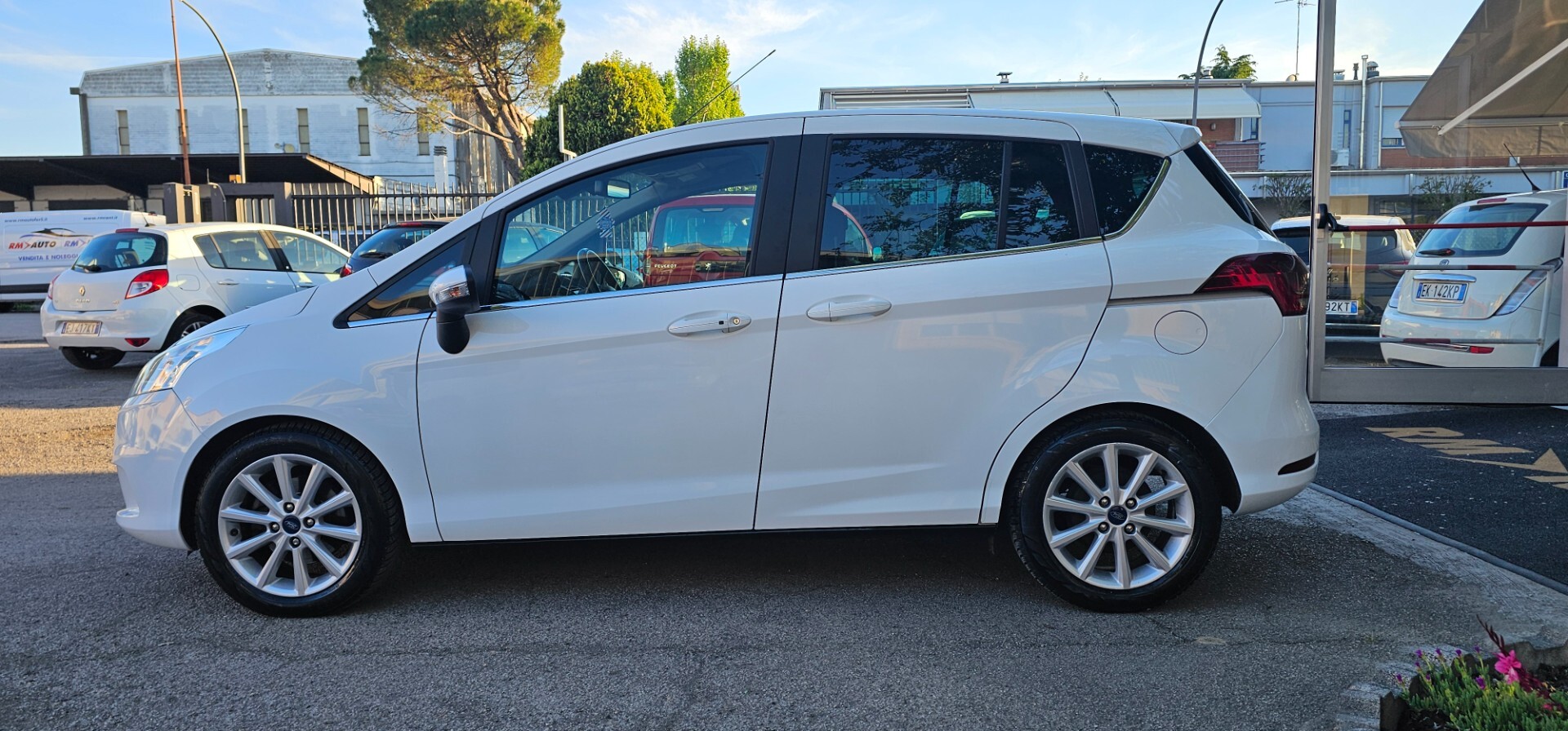 Ford B-Max 1.5 TDCi 75 CV Business Titanium