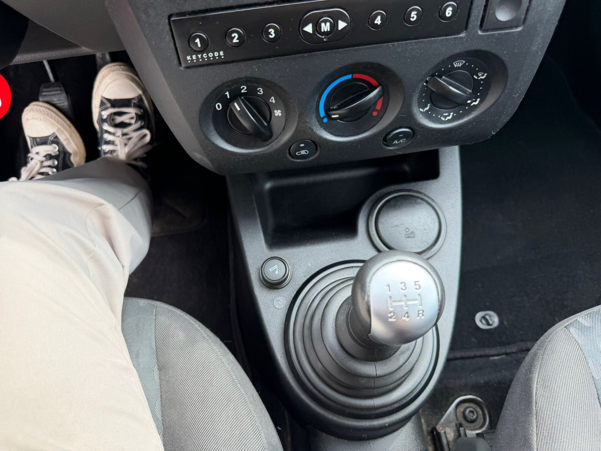 Ford Fiesta 1.4 16V 5p. Ghia