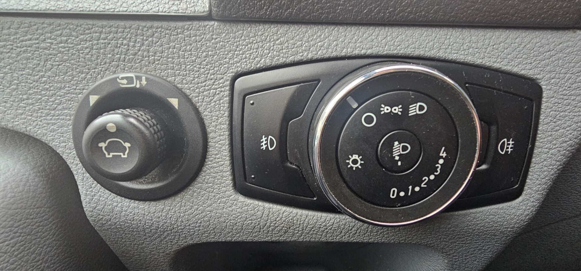 Ford Transit 330 2.0 TDCi EcoBlue 170CV Furgone