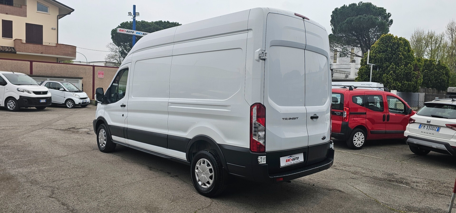 Ford Transit 330 2.0 TDCi EcoBlue 170CV Furgone