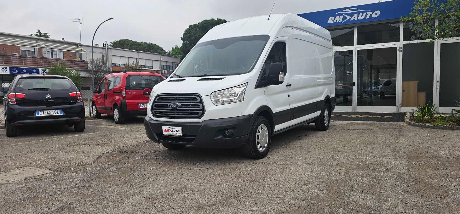 Ford Transit 330 2.0 TDCi EcoBlue 170CV Furgone