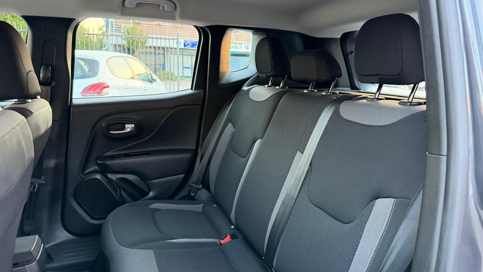 Jeep Renegade 1.6 Mjt 130 CV SOLO 35.000