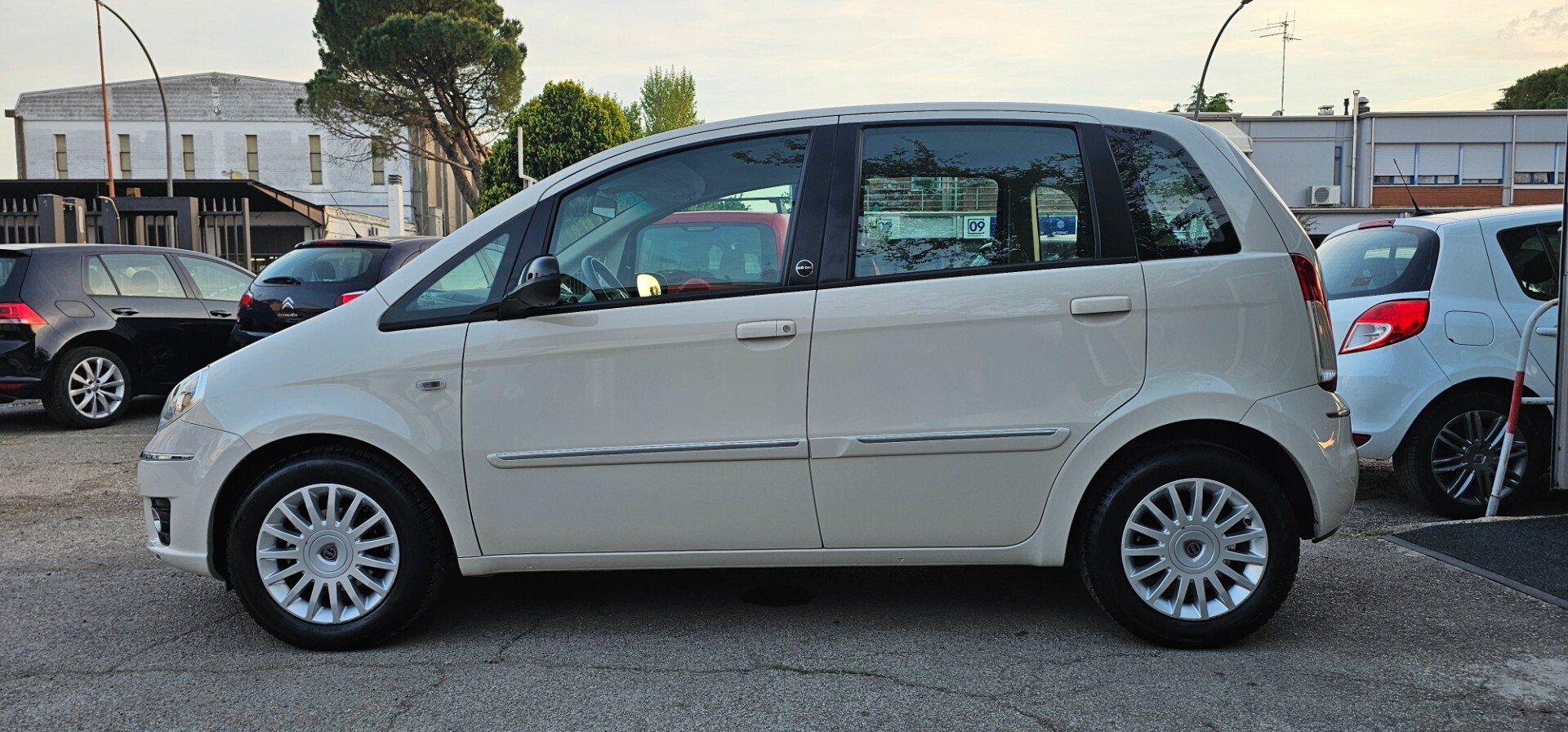 Lancia MUSA 1.4 8V Ecochic Gpl Diva Solo 80000 Km