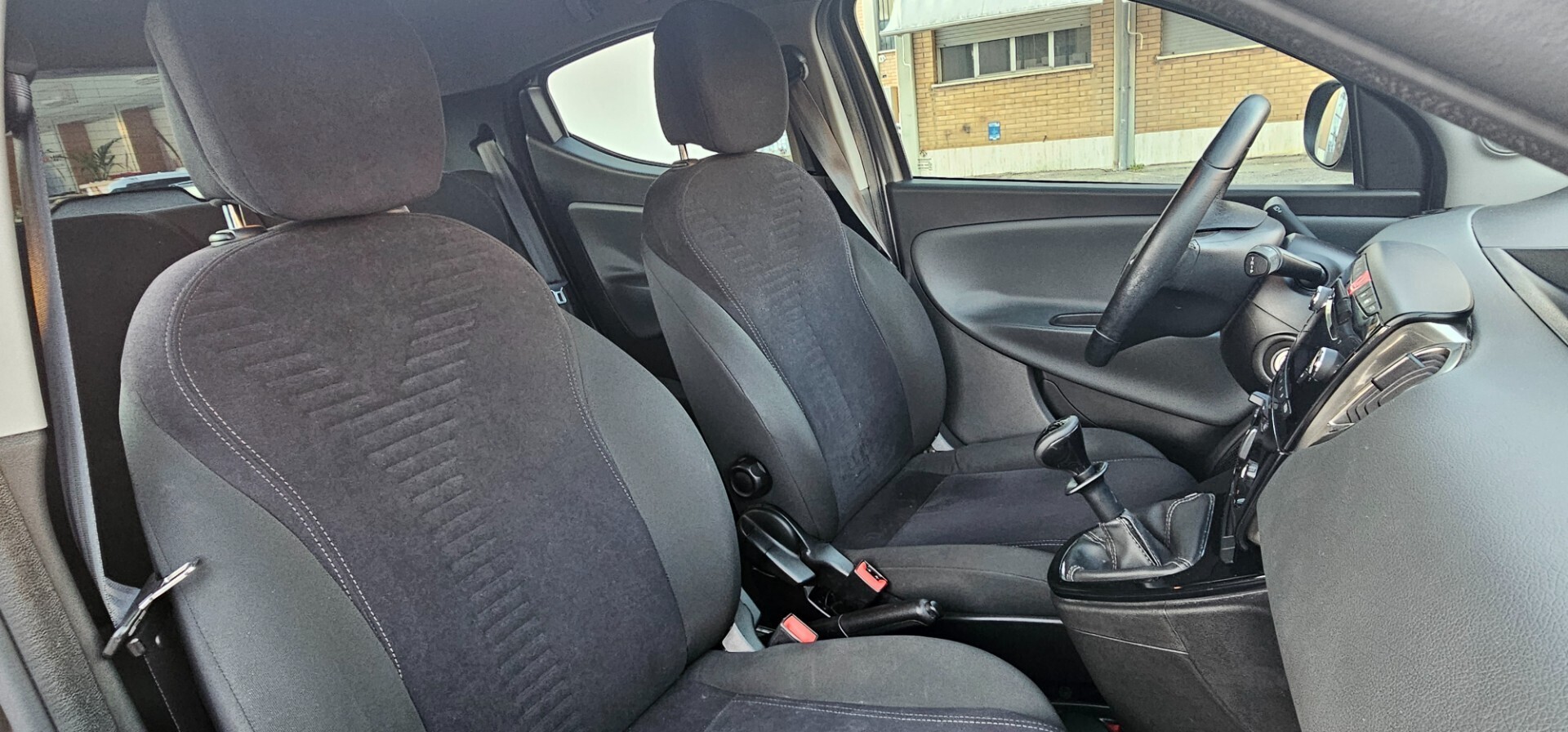 Lancia Ypsilon 0.9 TwinAir 85 CV Metano Ecochic