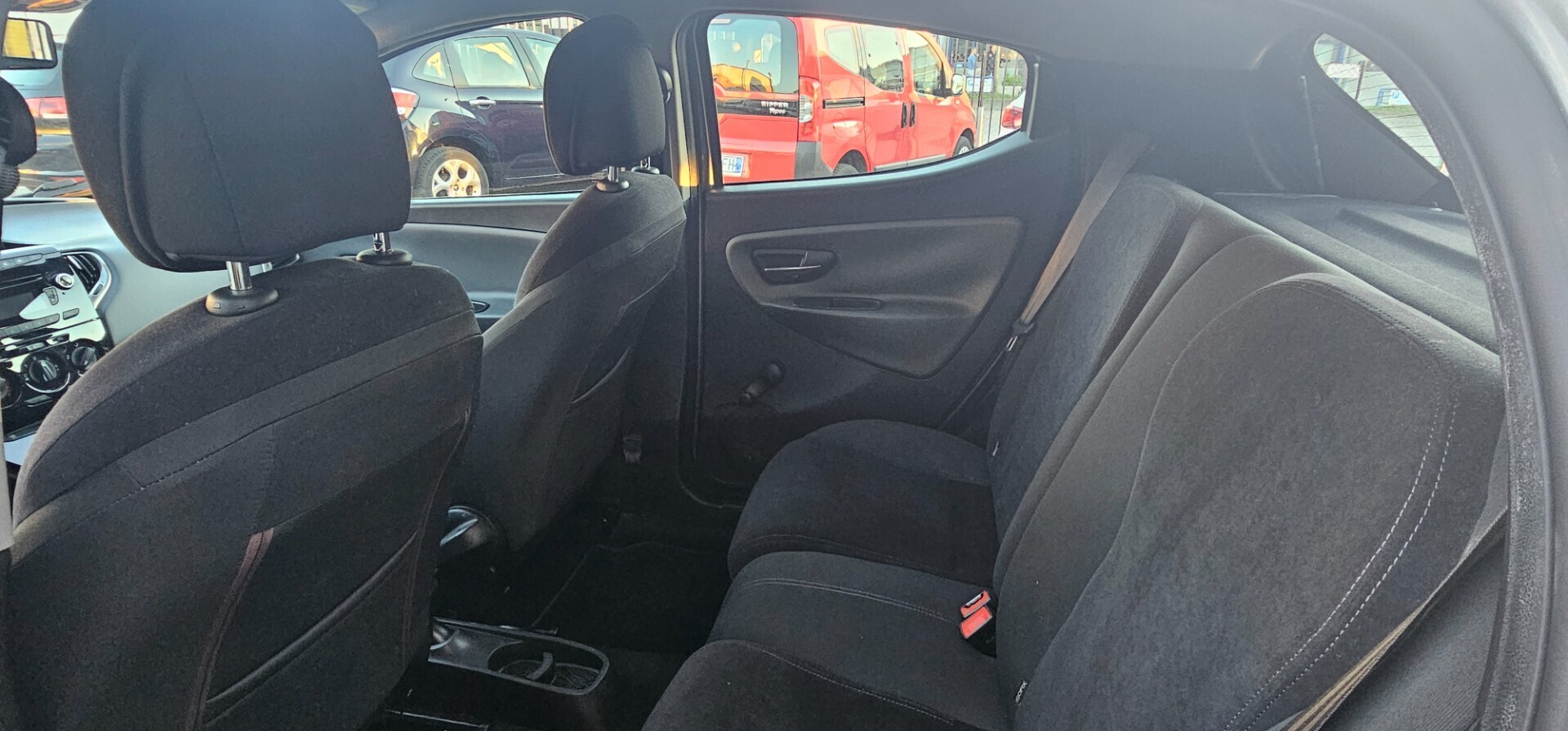 Lancia Ypsilon 0.9 TwinAir 85 CV Metano Ecochic