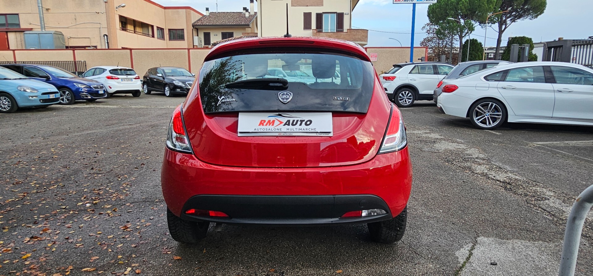 Lancia Ypsilon 1.0 benzina Hybrid