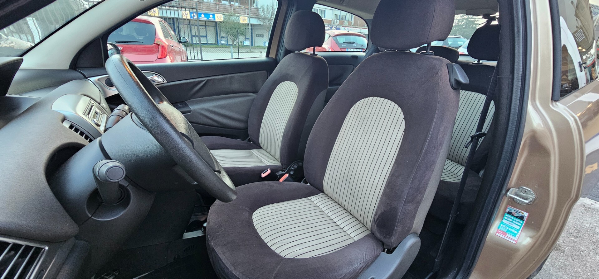 Lancia Ypsilon 1.2 Argento