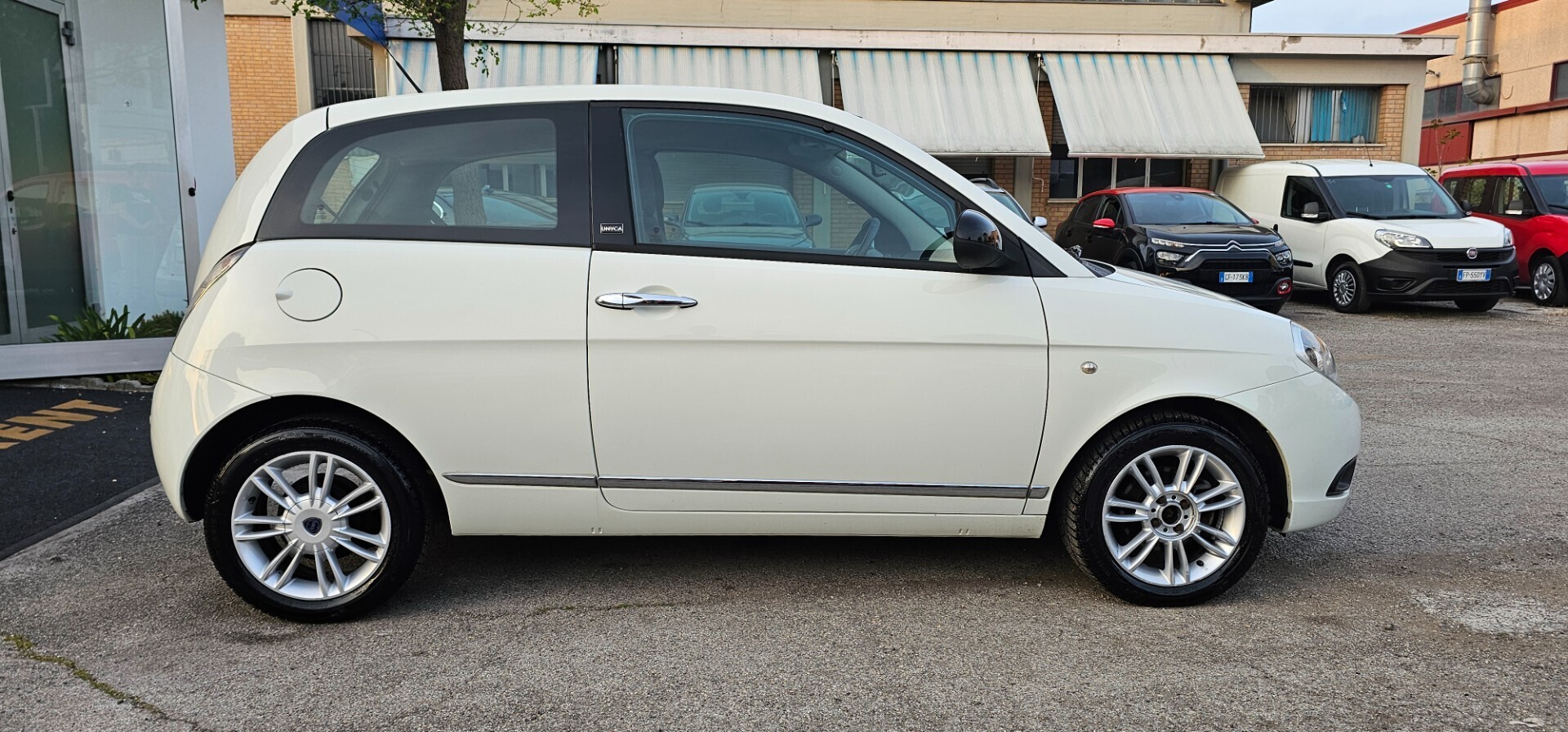 Lancia Ypsilon 1.2 GPL Ecochic Platinum