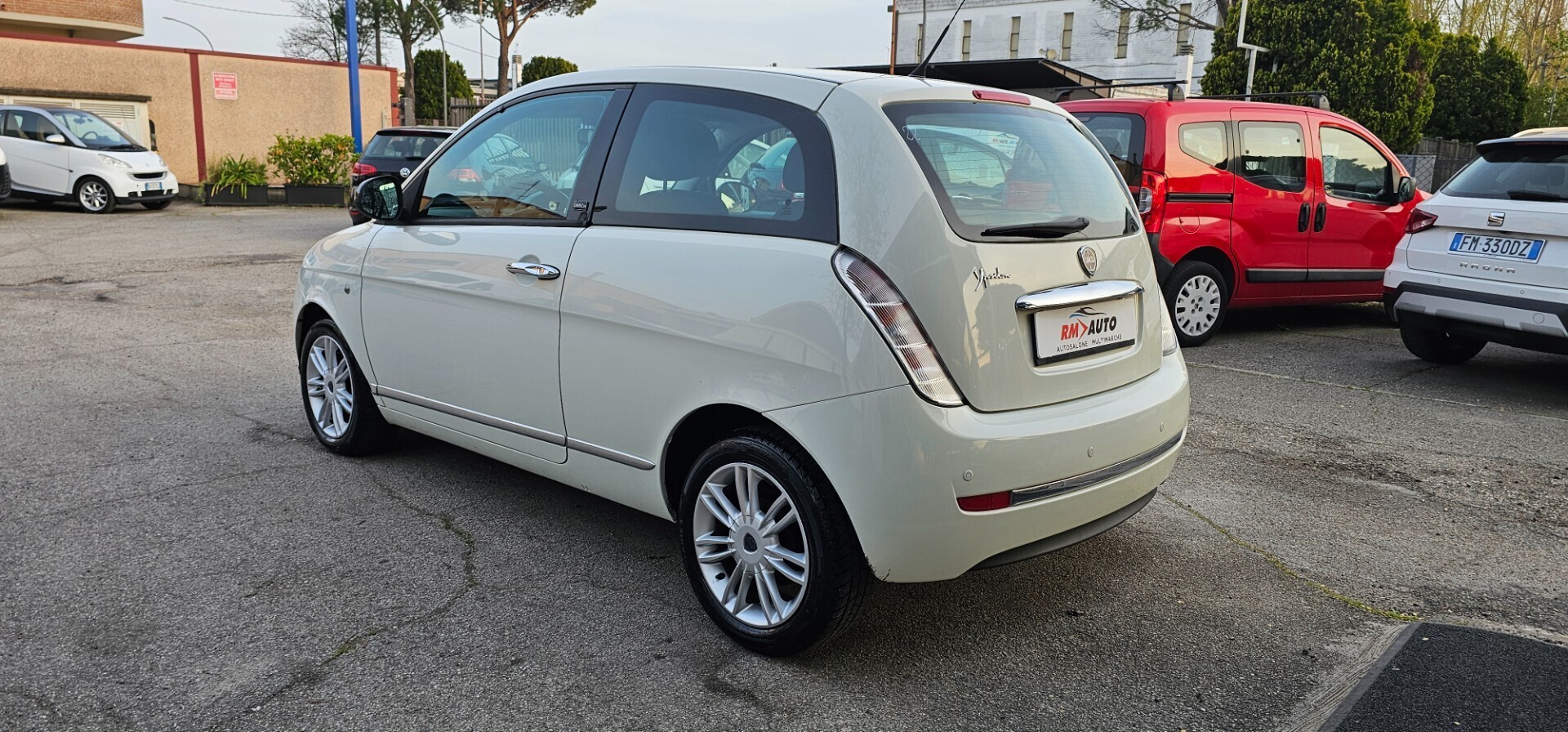 Lancia Ypsilon 1.2 GPL Ecochic Platinum