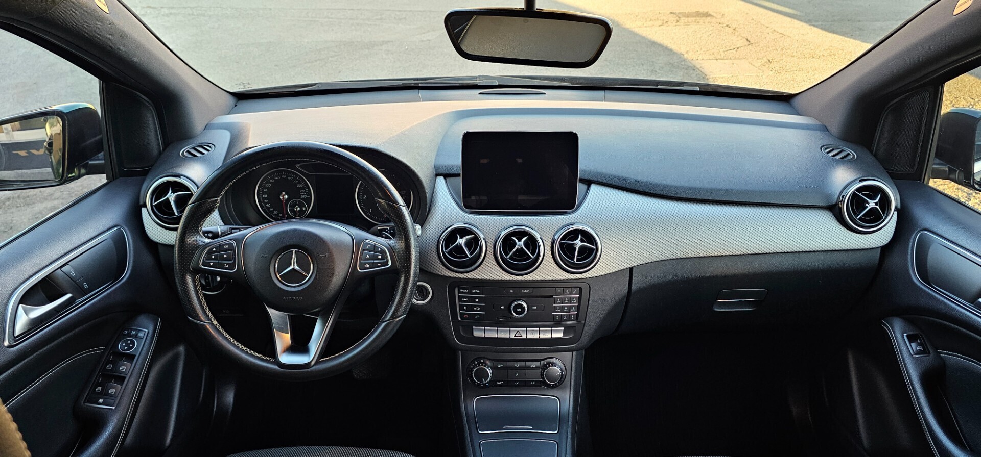 Mercedes B 180d Automatica Executive Solo 74000 km