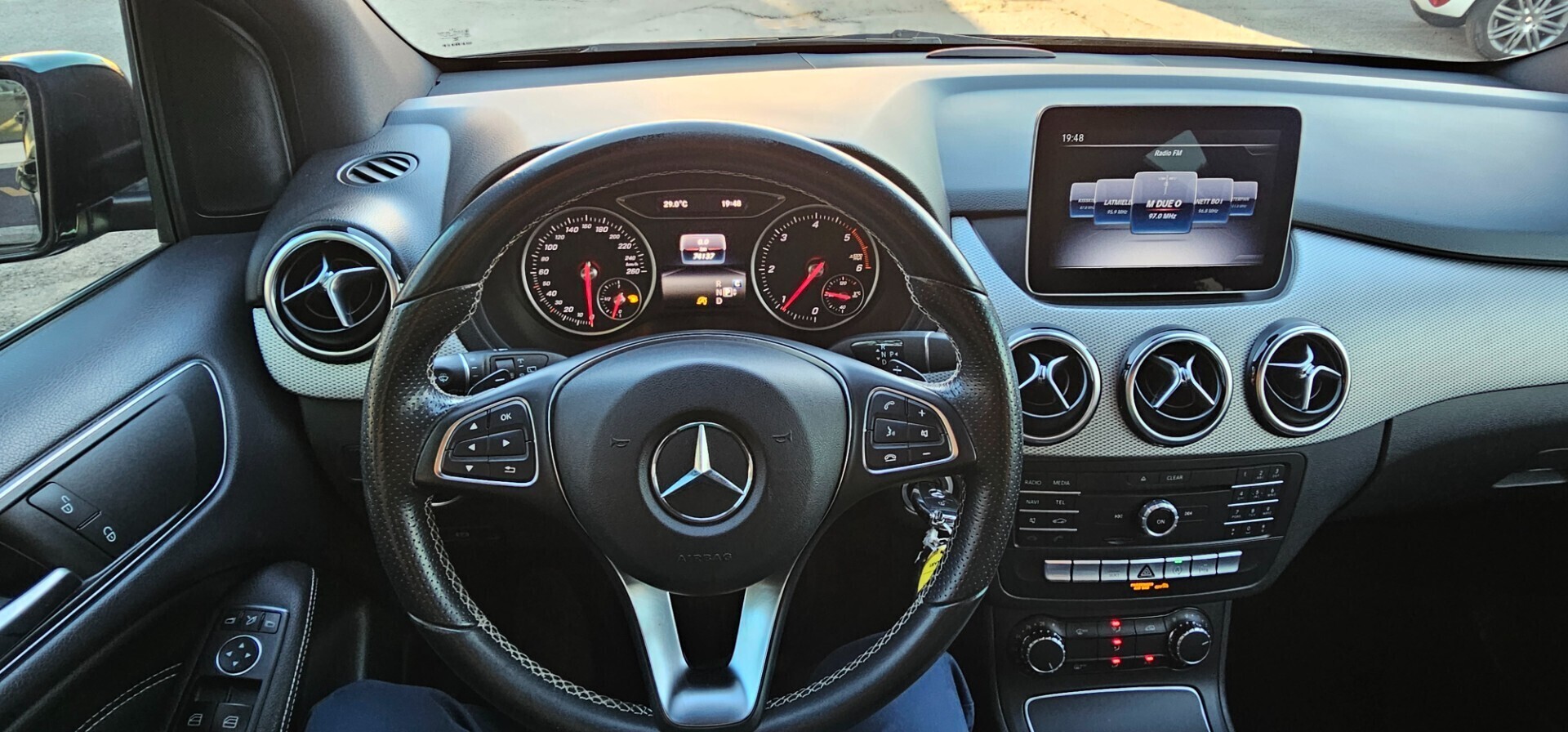 Mercedes B 180d Automatica Executive Solo 74000 km