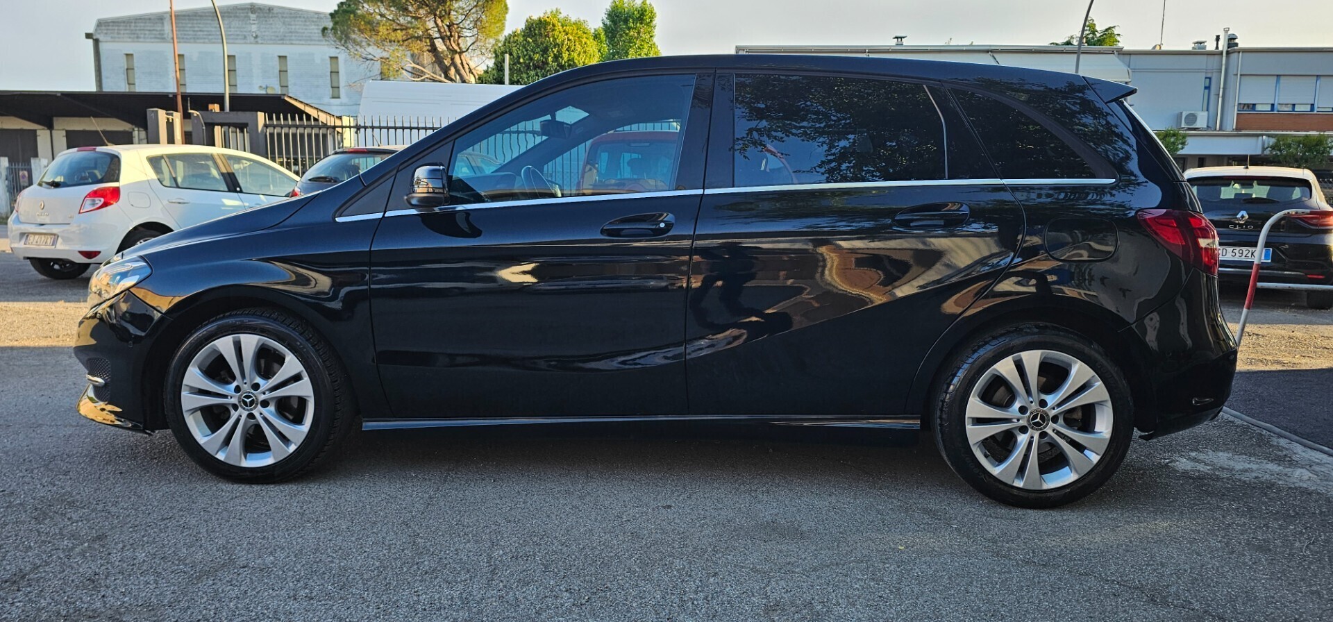 Mercedes B 180d Automatica Executive Solo 74000 km