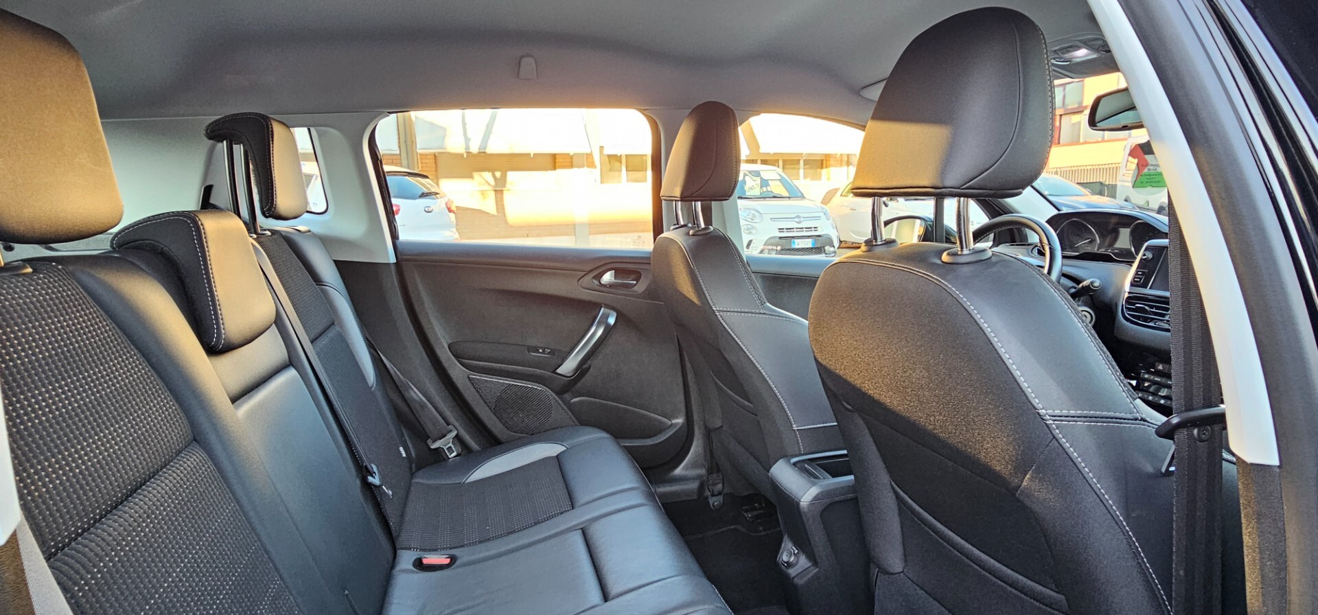 Peugeot 2008 1.6 diesel solo 89000 KM