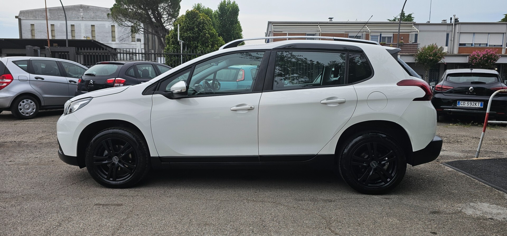Peugeot 2008 BlueHDi 100 Active