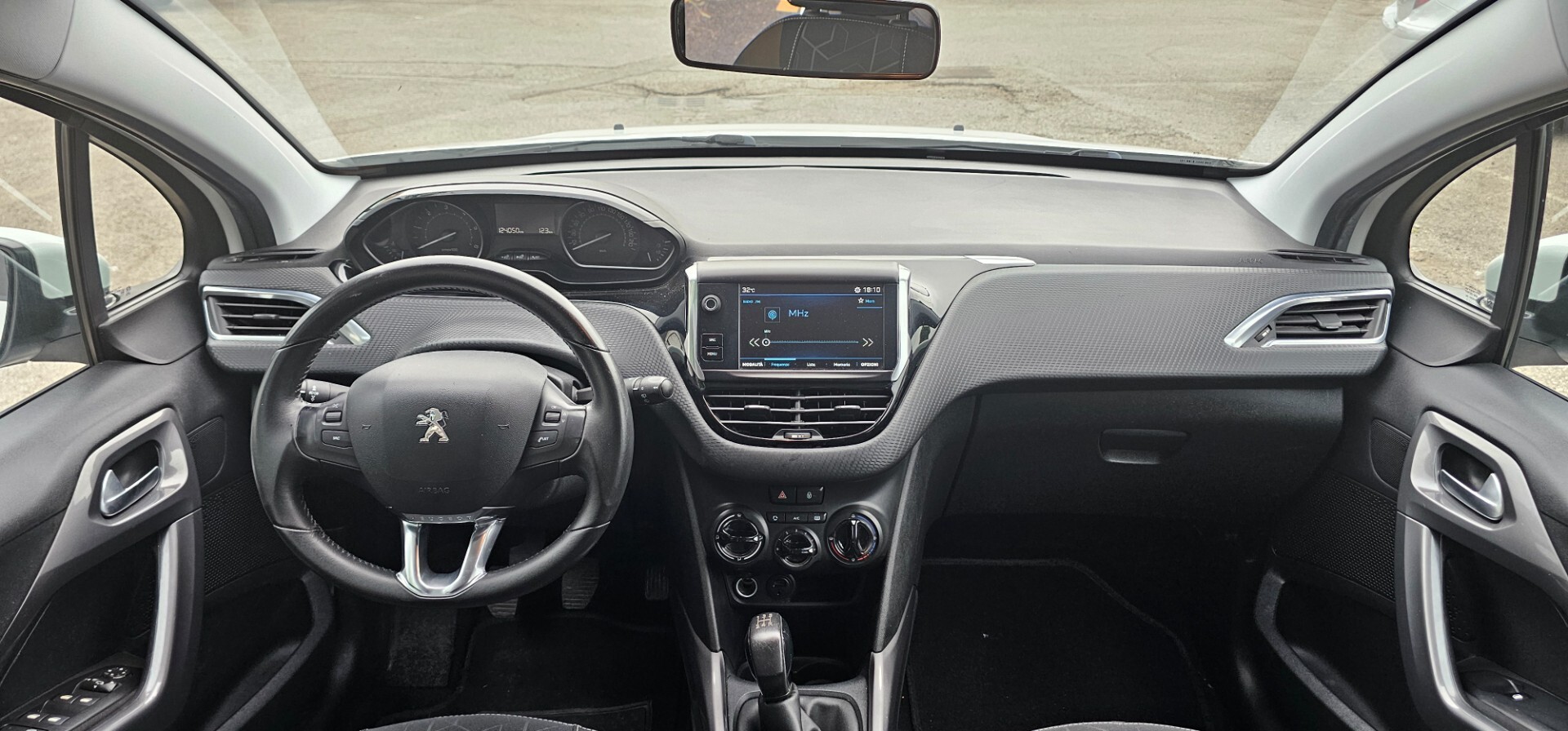 Peugeot 2008 BlueHDi 100 Active