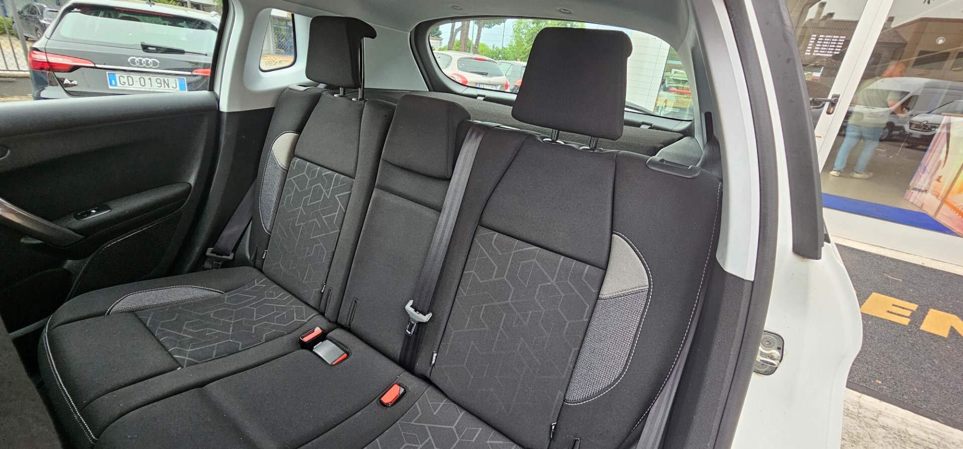 Peugeot 2008 BlueHDi 100 Active