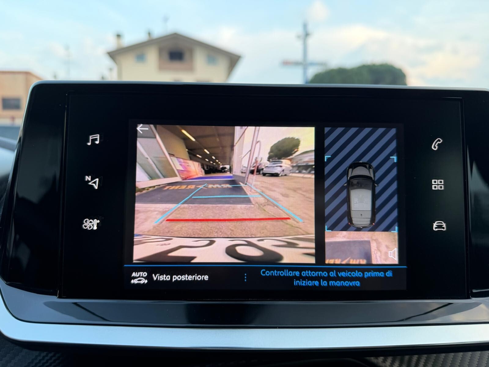 Peugeot 208 5 porte Active SOLO 5000 KM