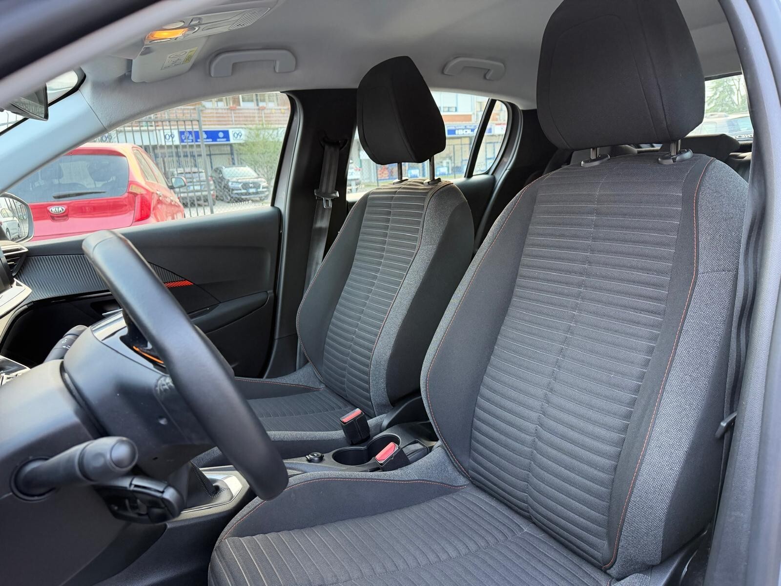 Peugeot 208 5 porte Active SOLO 5000 KM