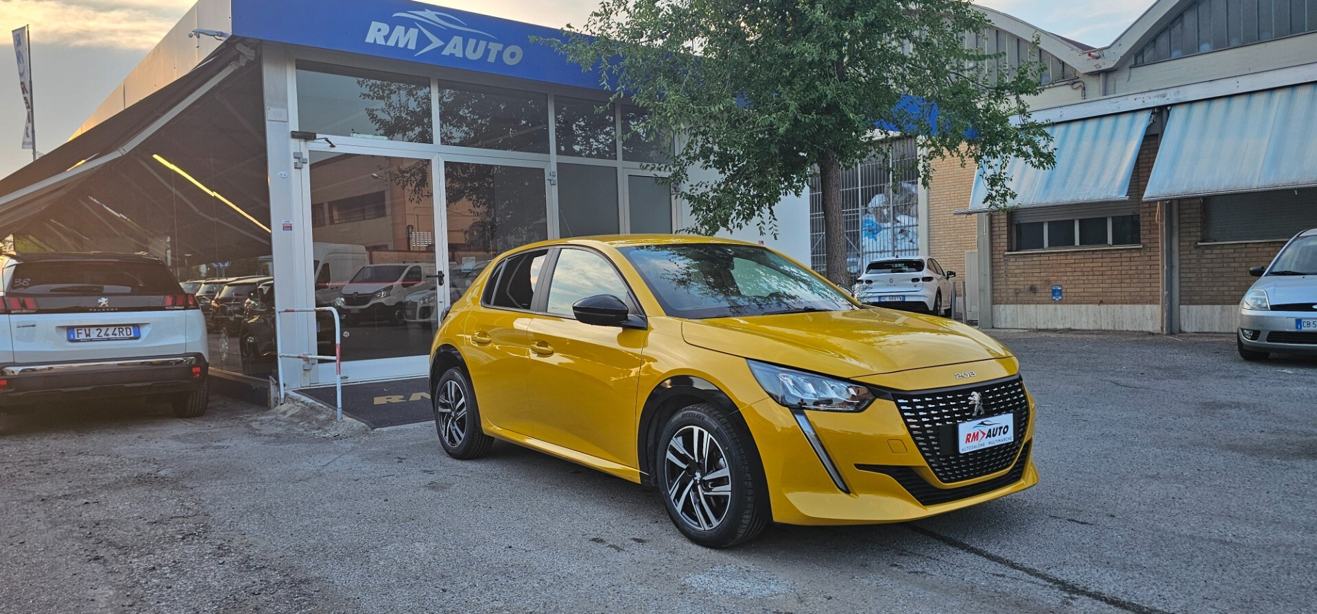 Peugeot 208 BlueHDi 100 Stop&Start 5 porte Allure