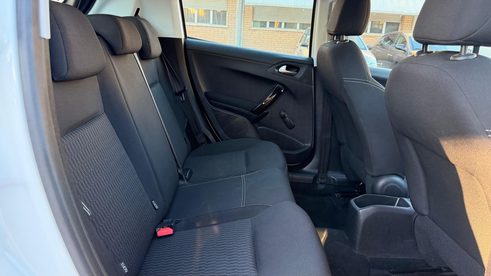 Peugeot 208 GT Line