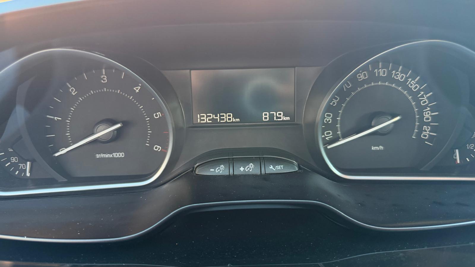 Peugeot 208 GT Line