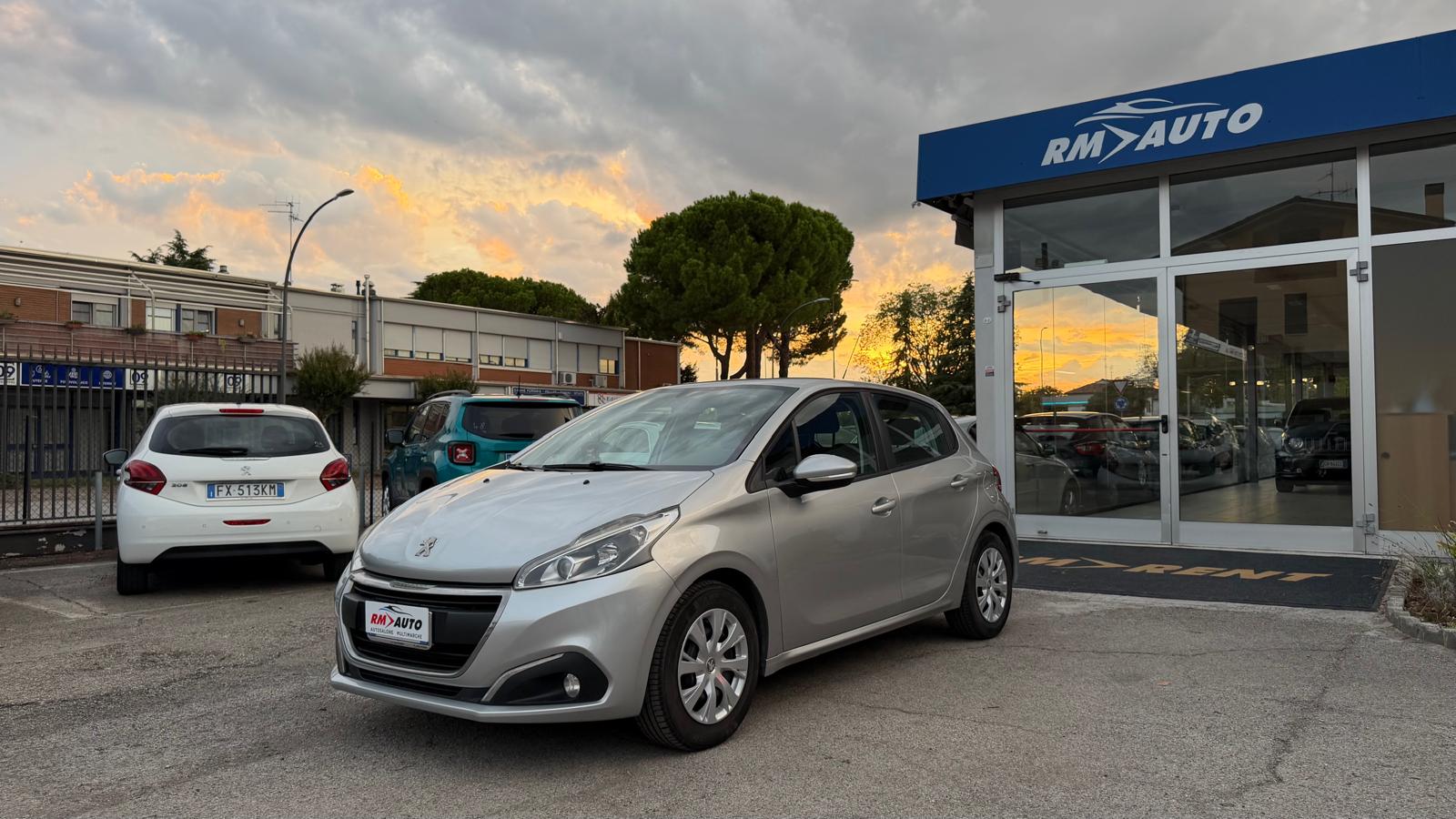 Peugeot 208 PureTech 82 5 porte Allure