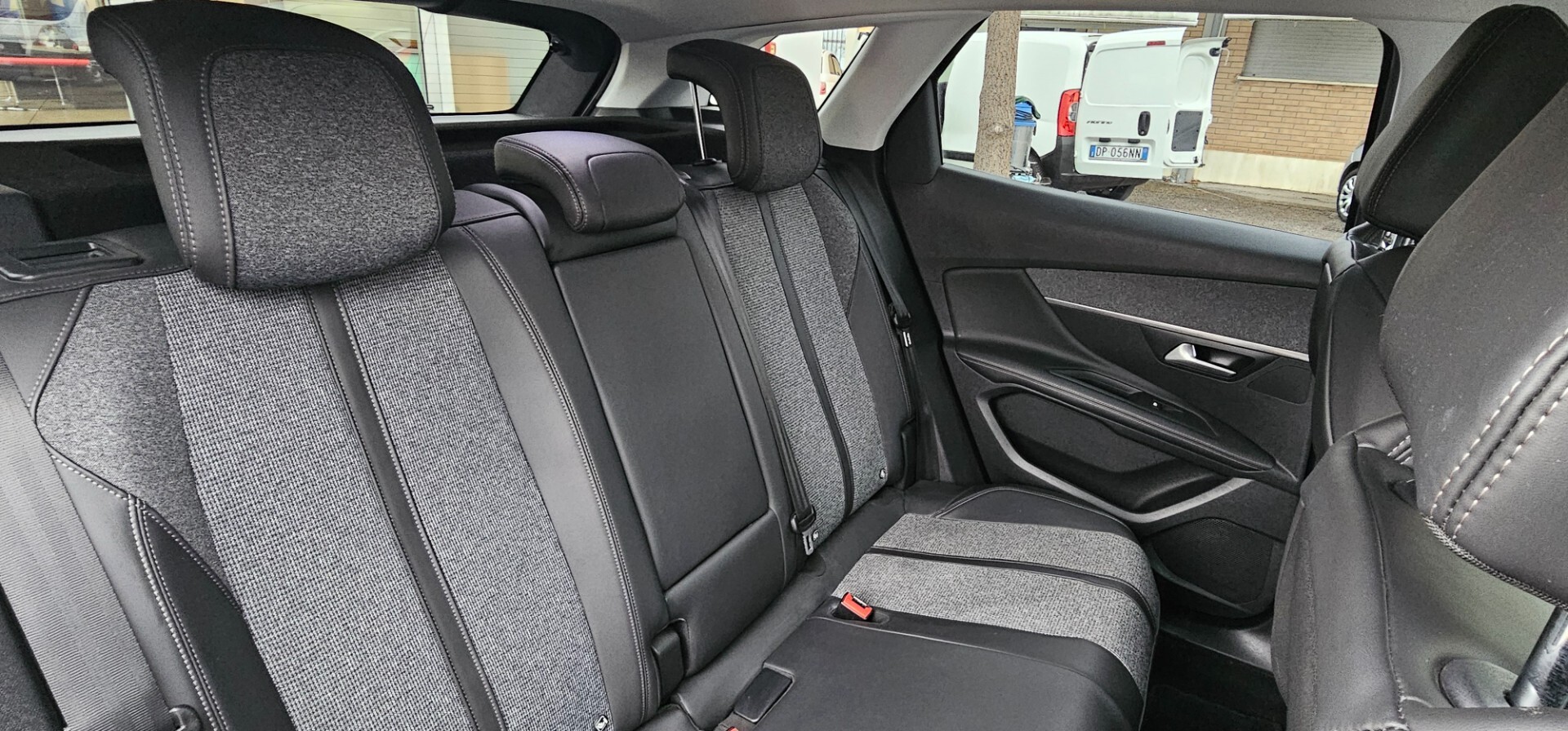 Peugeot 3008 BlueHDi 130 S&S Allure