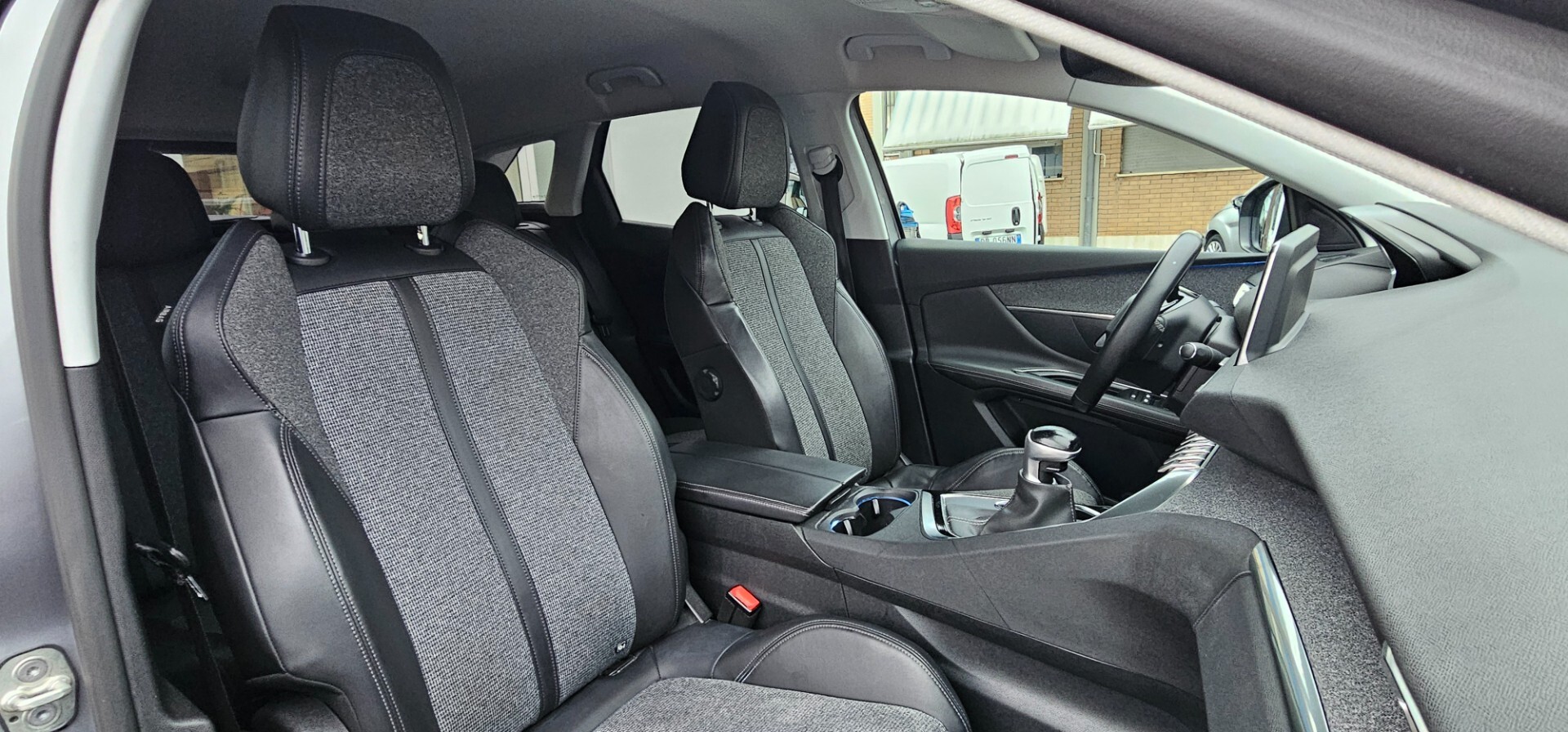 Peugeot 3008 BlueHDi 130 S&S Allure