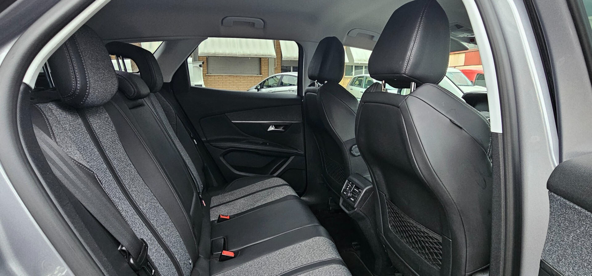 Peugeot 3008 BlueHDi 130 S&S Allure