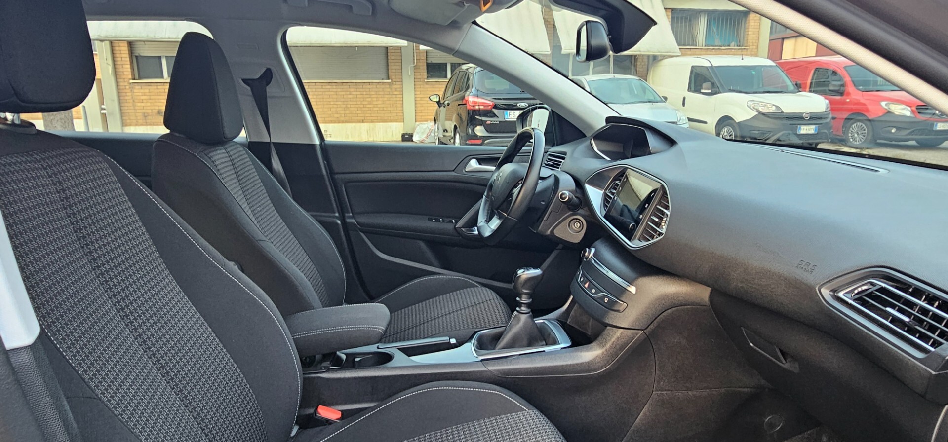 Peugeot 308 Blue HDi 130 SW Allure