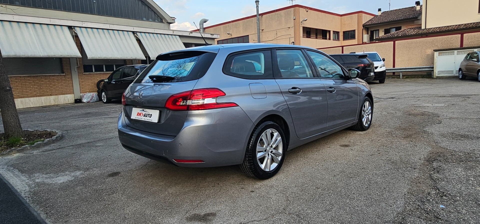 Peugeot 308 Blue HDi 130 SW Allure