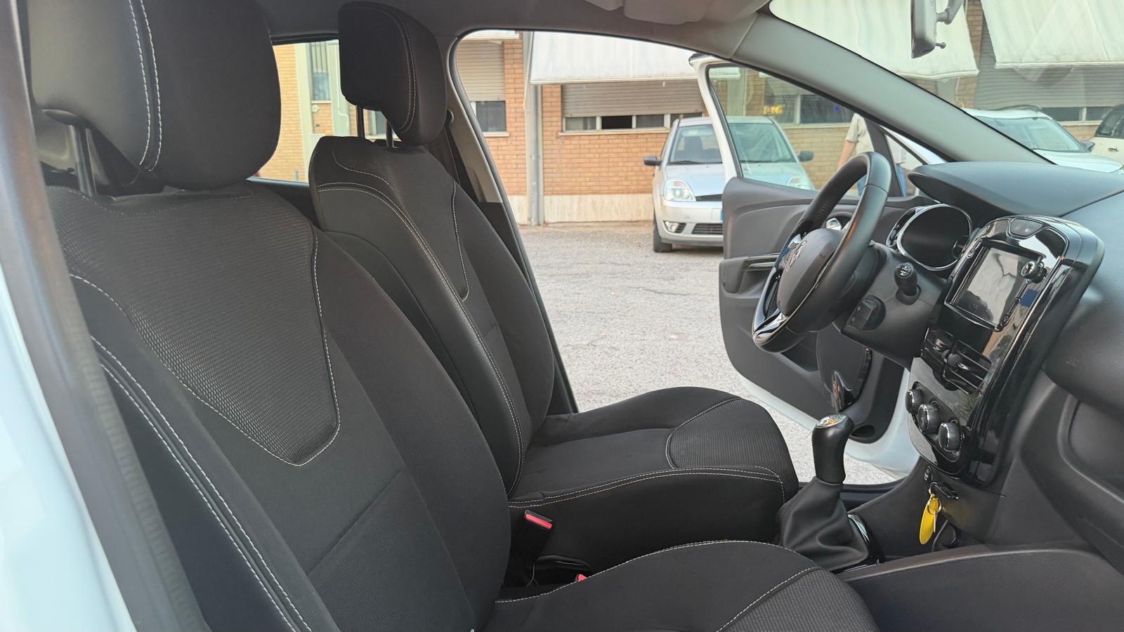 Renault Clio 98.000 KM