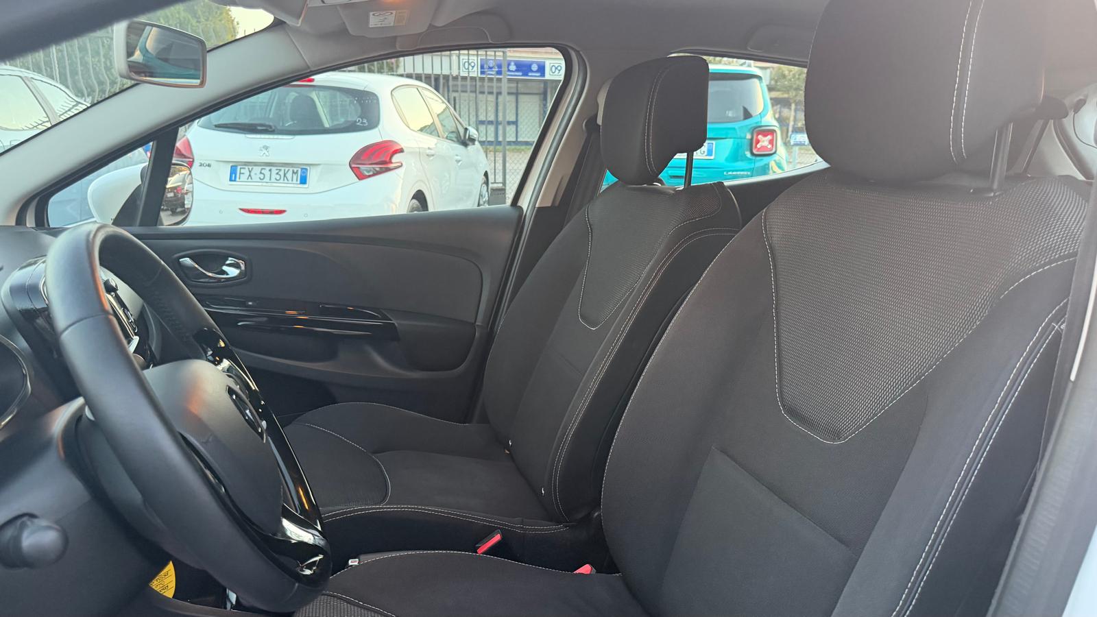 Renault Clio 98.000 KM