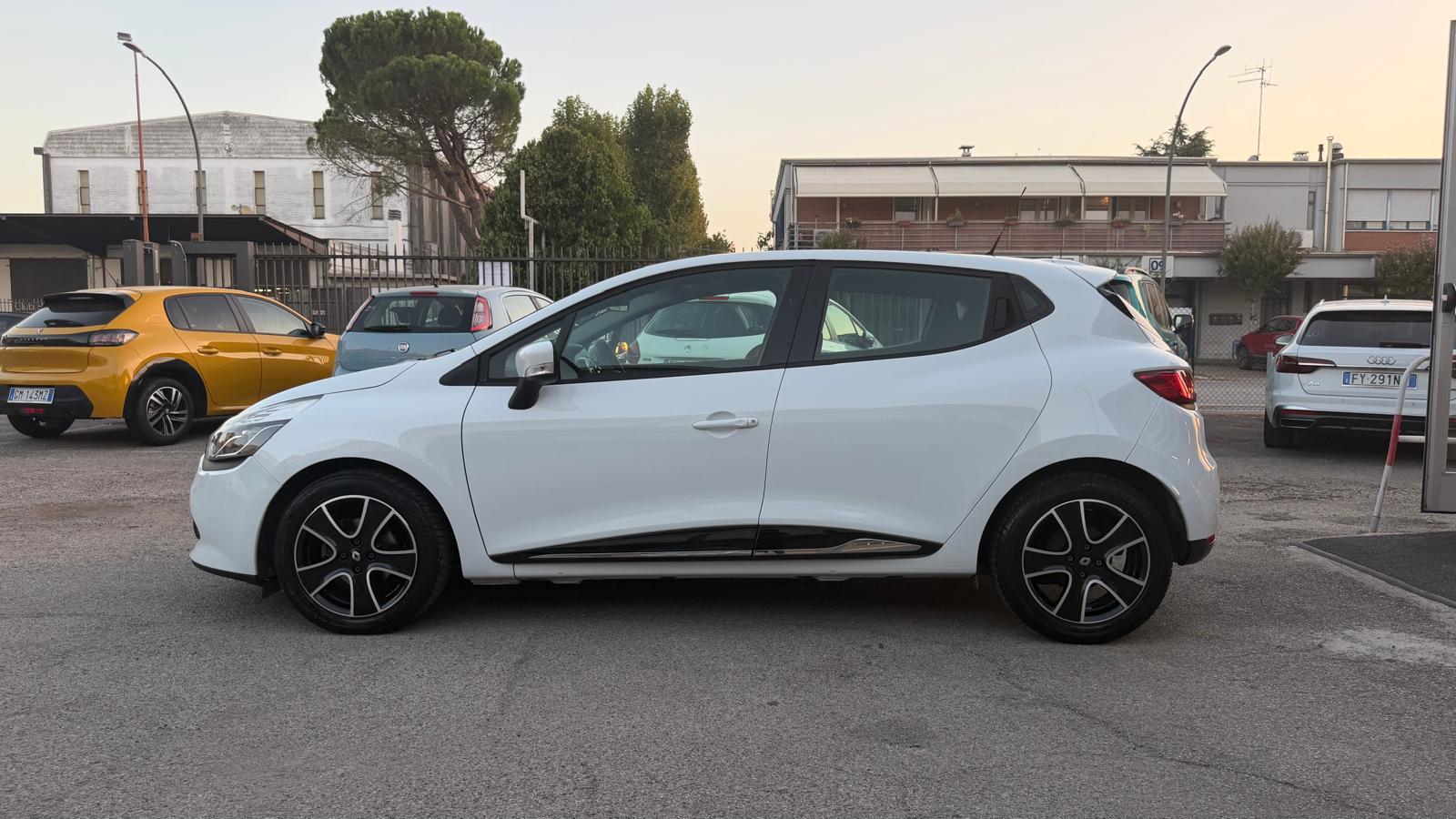 Renault Clio 98.000 KM