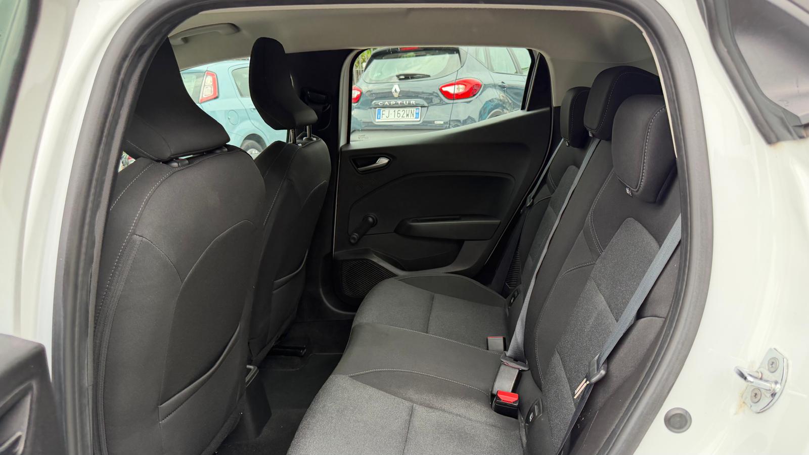 Renault Clio Full Hybrid E-Tech solo 62.000 KM